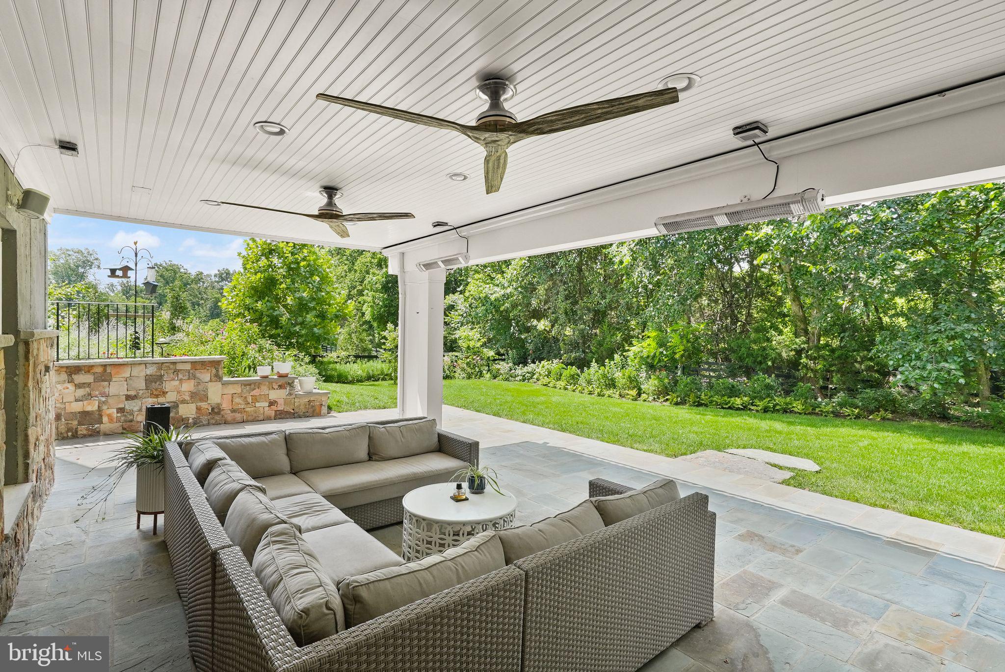 GREENS SOUTH AT WILLOWSF - Residential