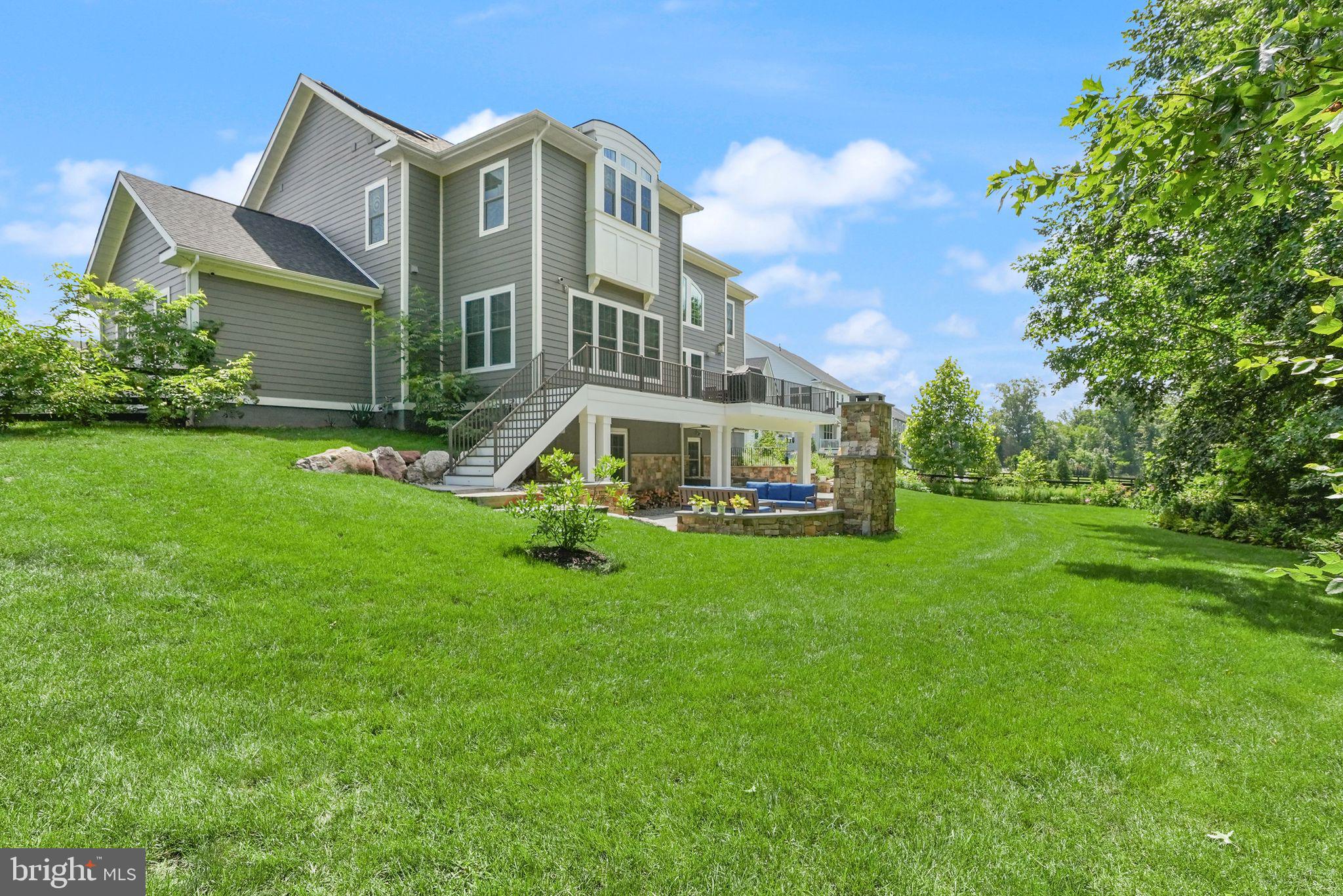 GREENS SOUTH AT WILLOWSF - Residential