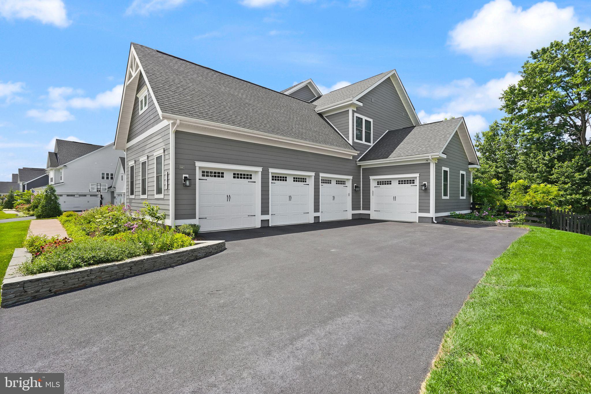 GREENS SOUTH AT WILLOWSF - Residential