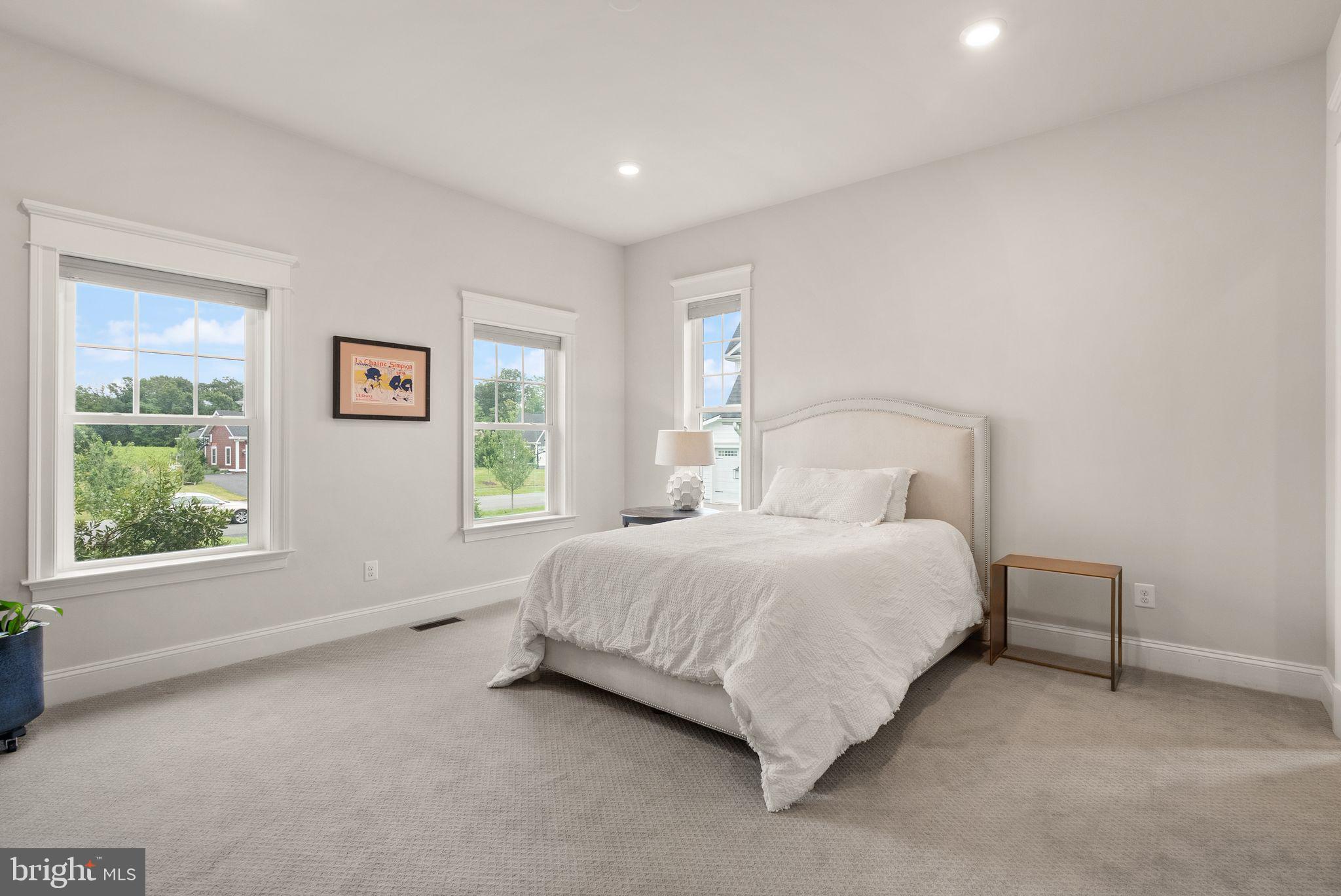 GREENS SOUTH AT WILLOWSF - Residential