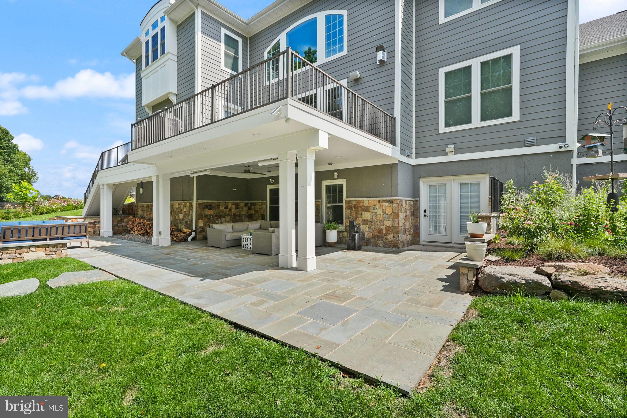 GREENS SOUTH AT WILLOWSF - Residential