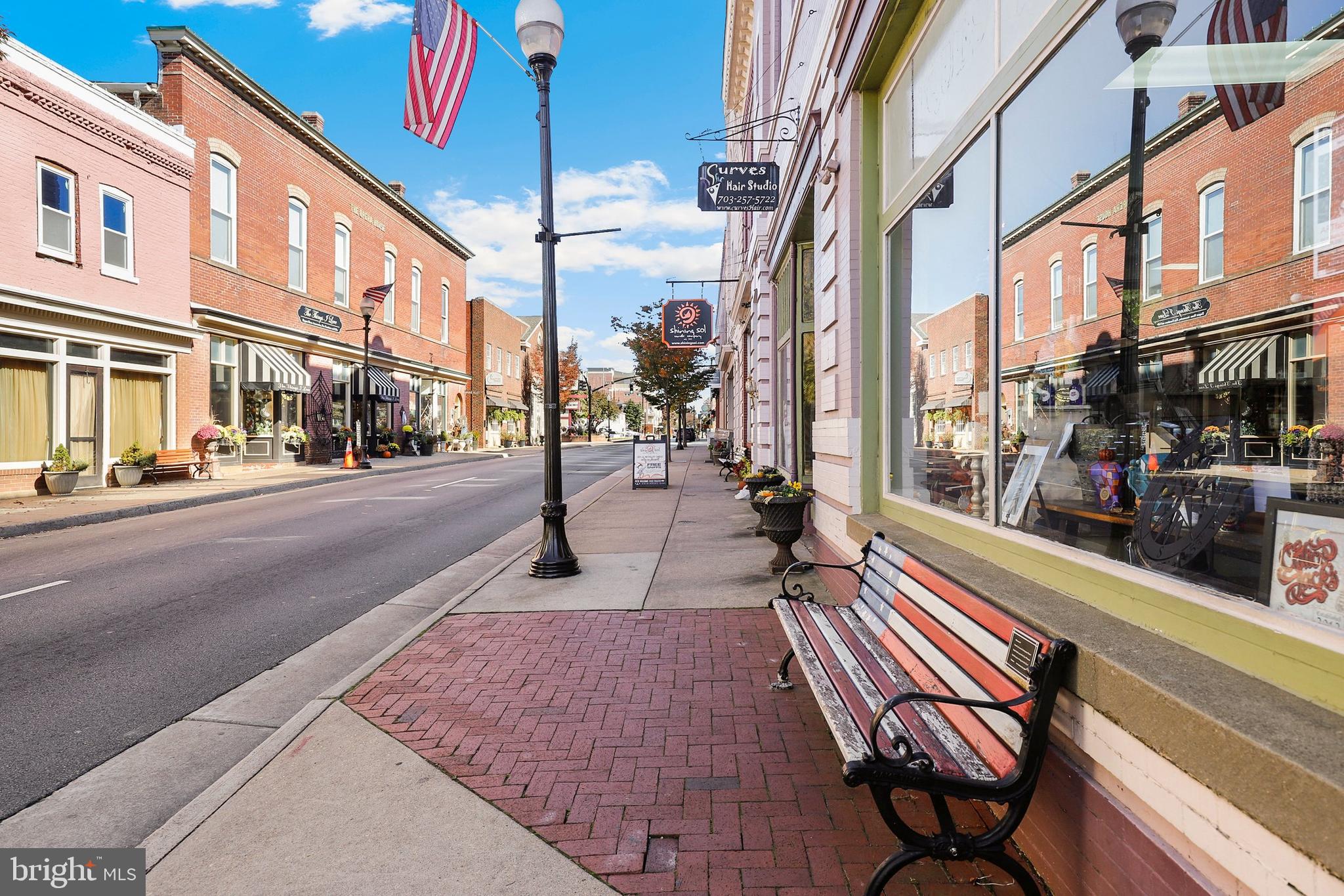 RIVER BEND - Residential