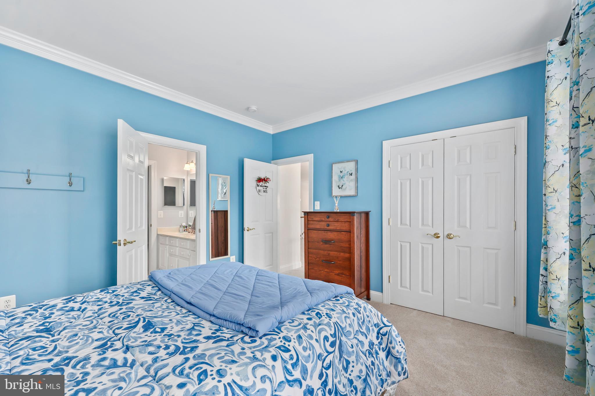 RIVER BEND - Residential