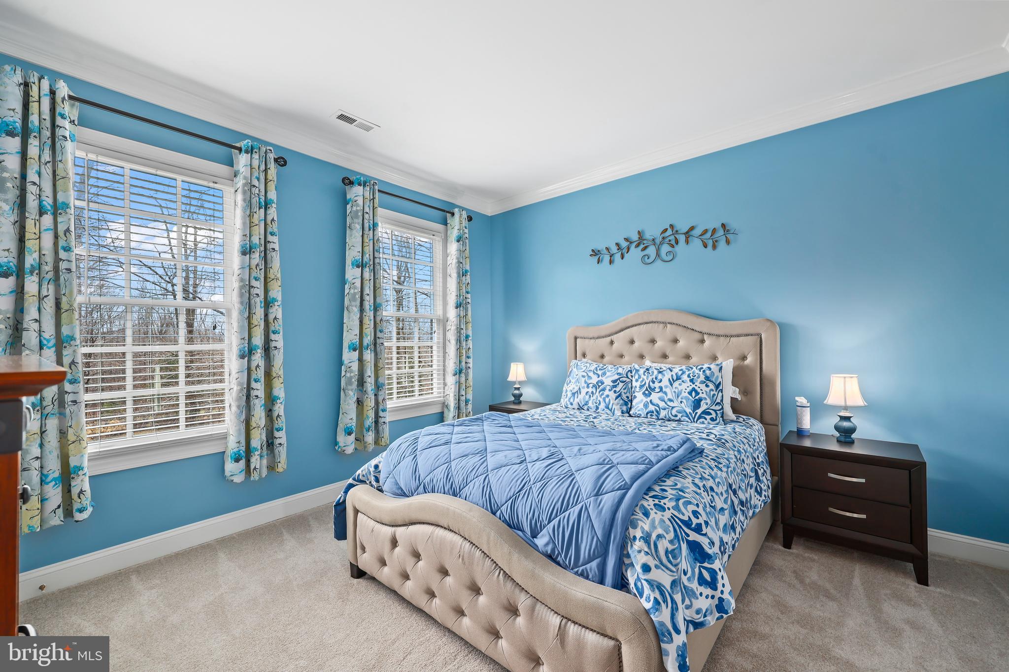 RIVER BEND - Residential