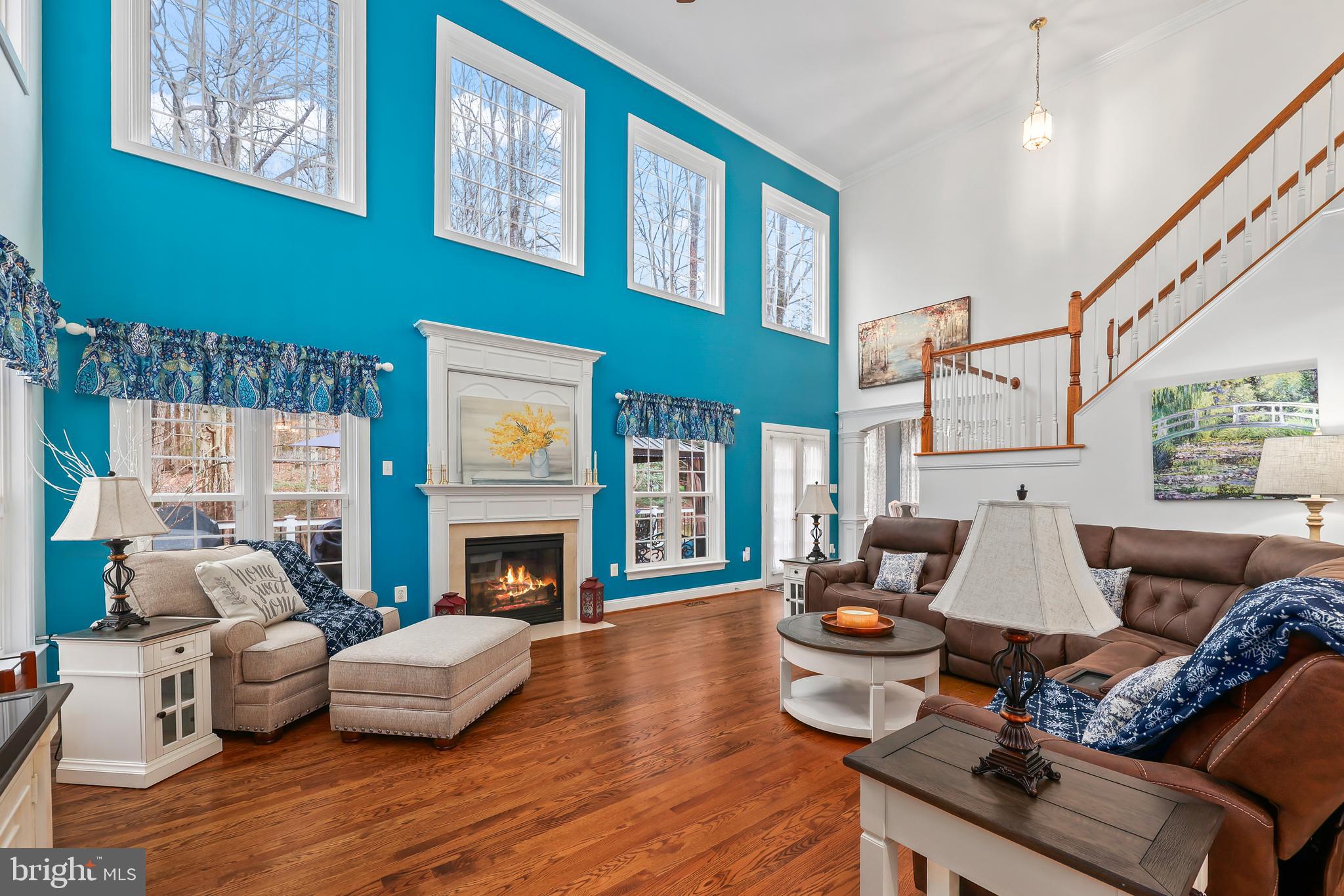 RIVER BEND - Residential