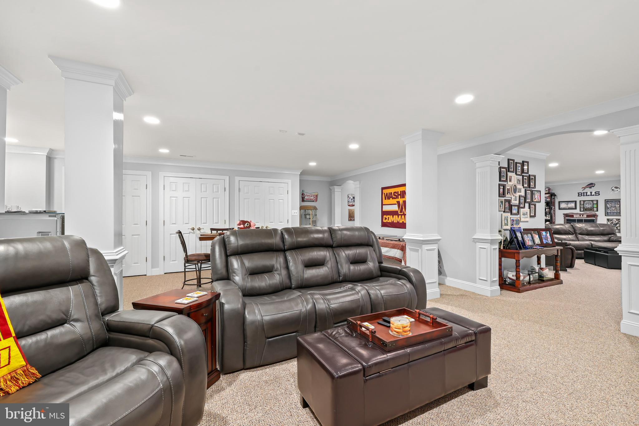 RIVER BEND - Residential