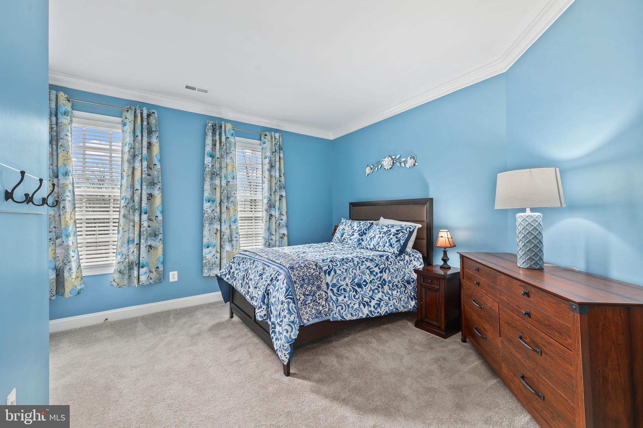 RIVER BEND - Residential