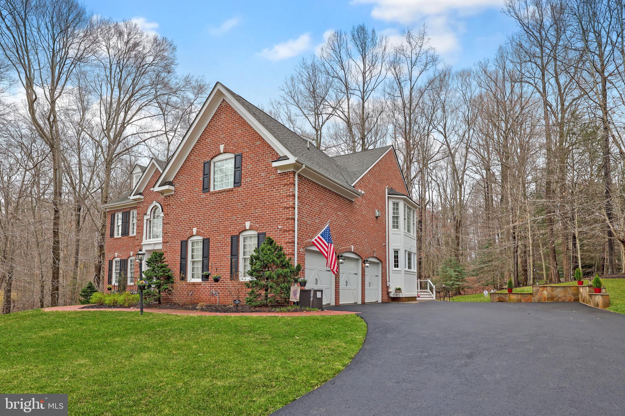 RIVER BEND - Residential