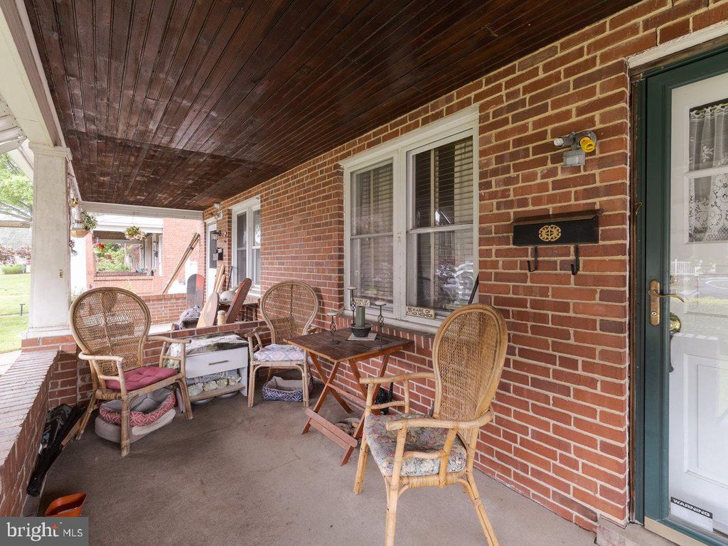 Photo of 909 Noble Street, NORRISTOWN, PA 19401 (MLS # PAMC2139962)