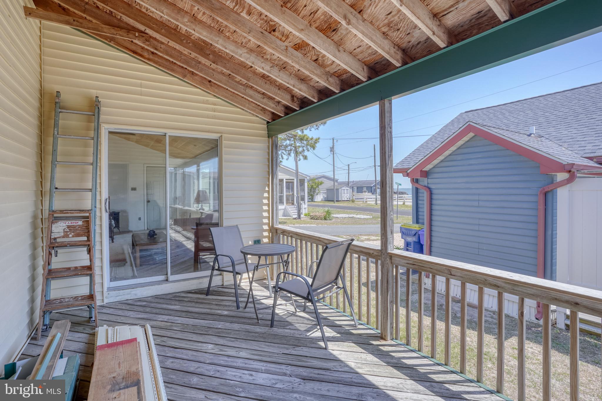 WHITE HOUSE BEACH - Residential