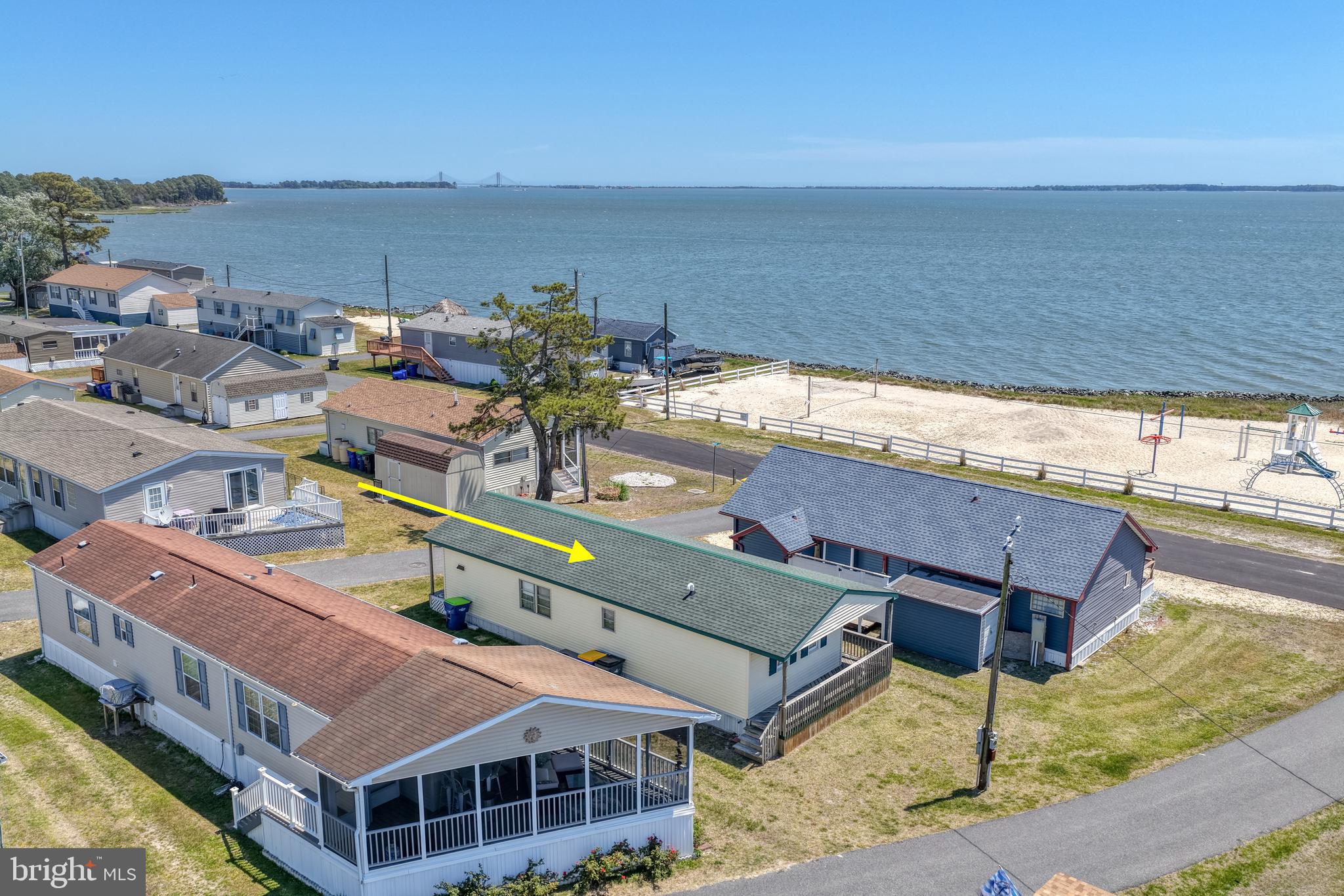 WHITE HOUSE BEACH - Residential