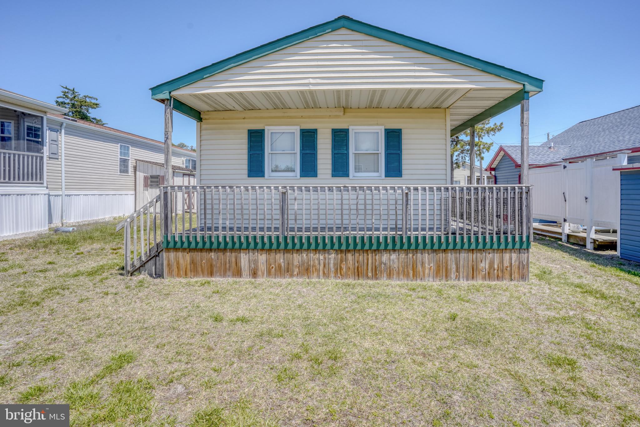 WHITE HOUSE BEACH - Residential