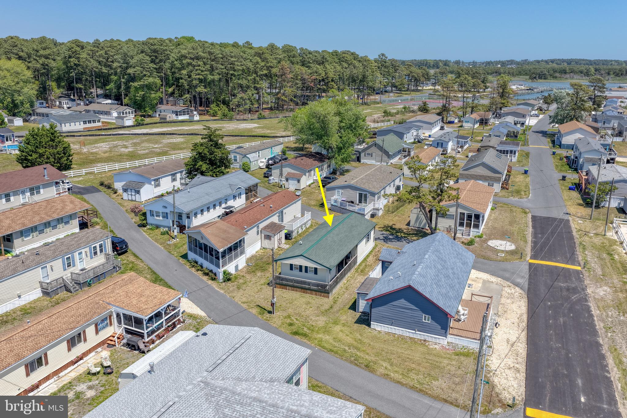 WHITE HOUSE BEACH - Residential