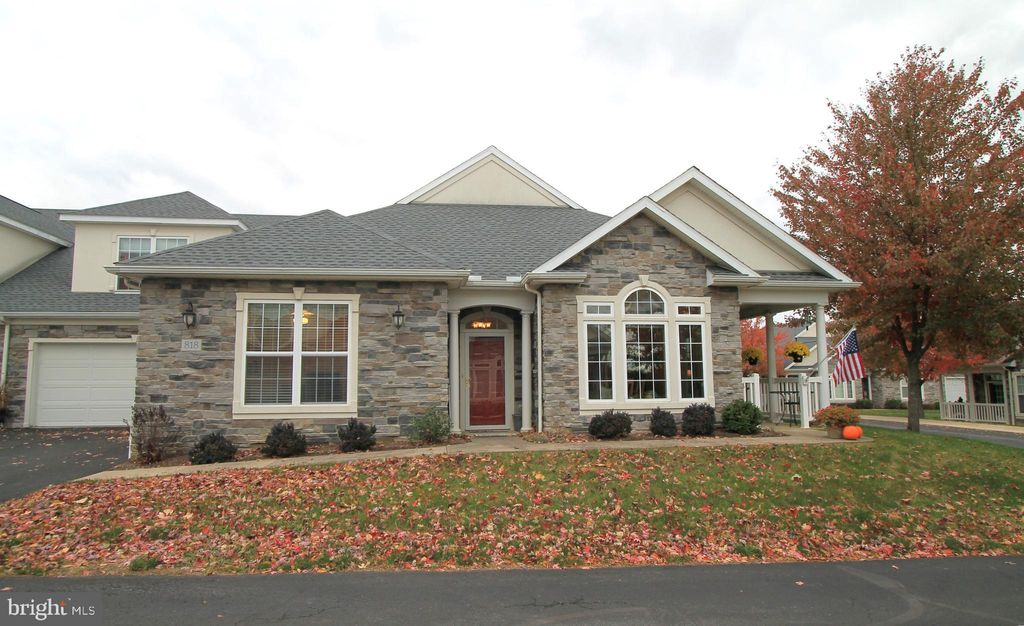 Photo of 3221 Shellers Bend #818, STATE COLLEGE, PA 16801 (MLS # PACE2516314)