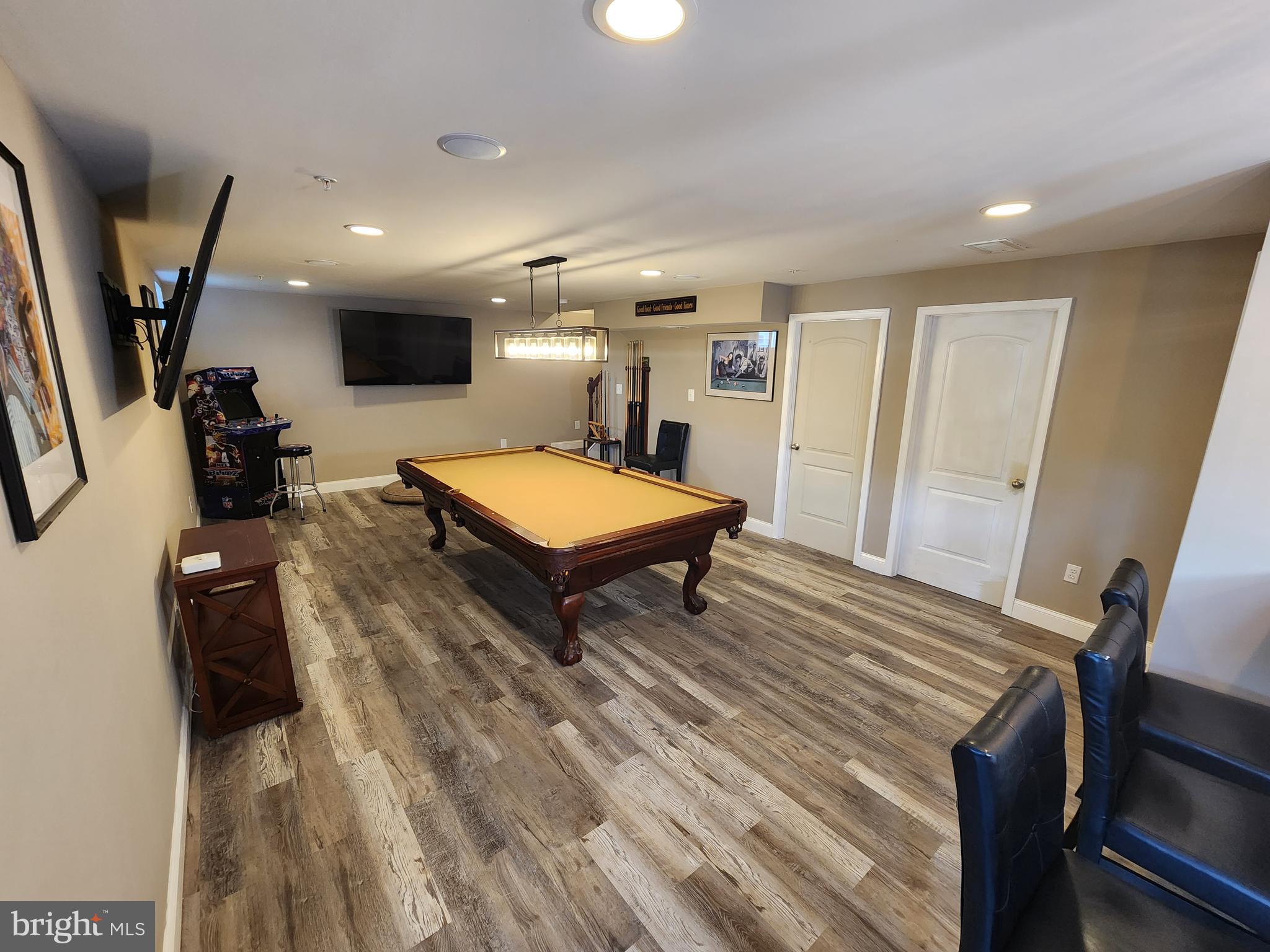 WESTFIELDS - Residential