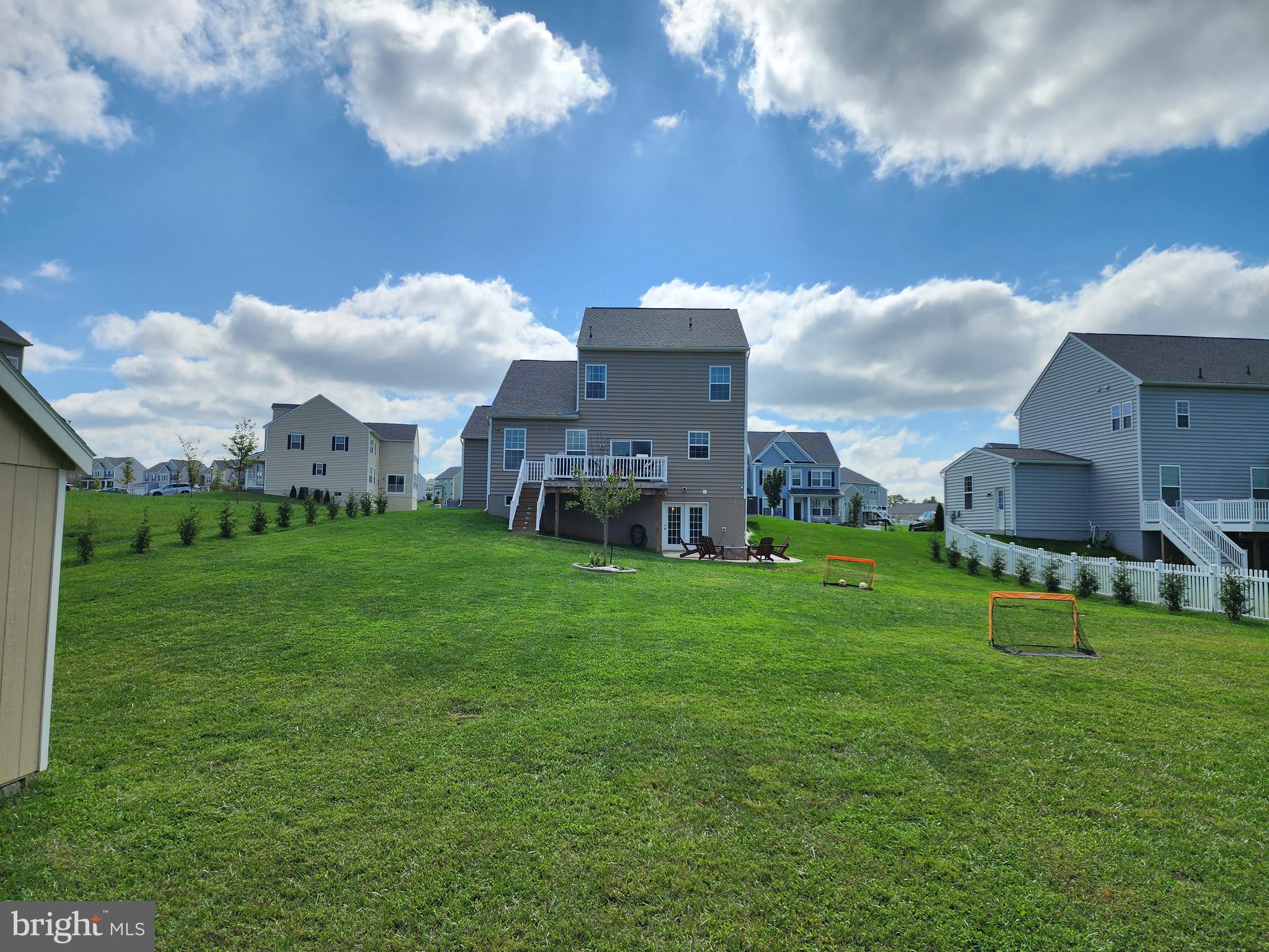 WESTFIELDS - Residential