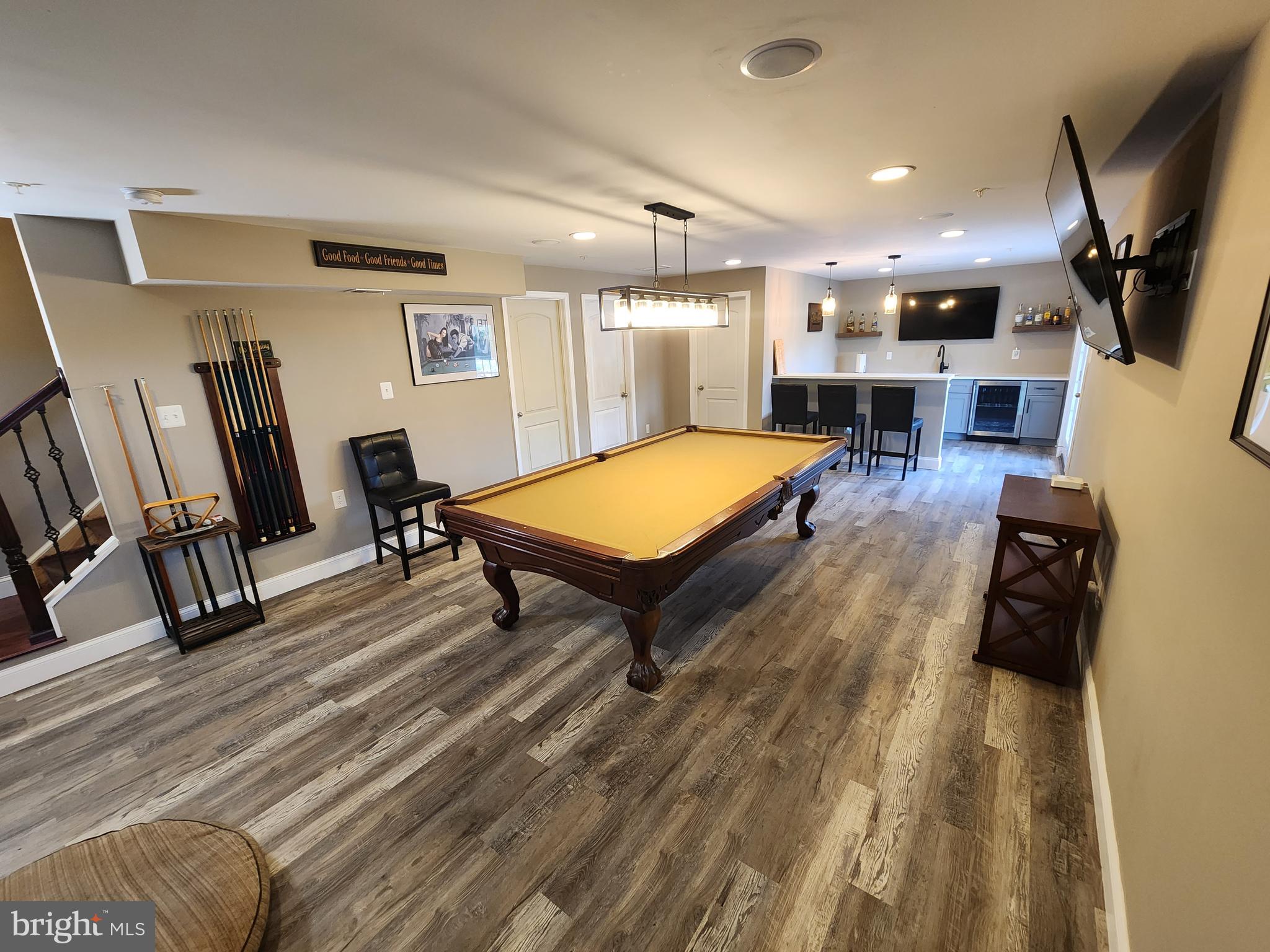 WESTFIELDS - Residential