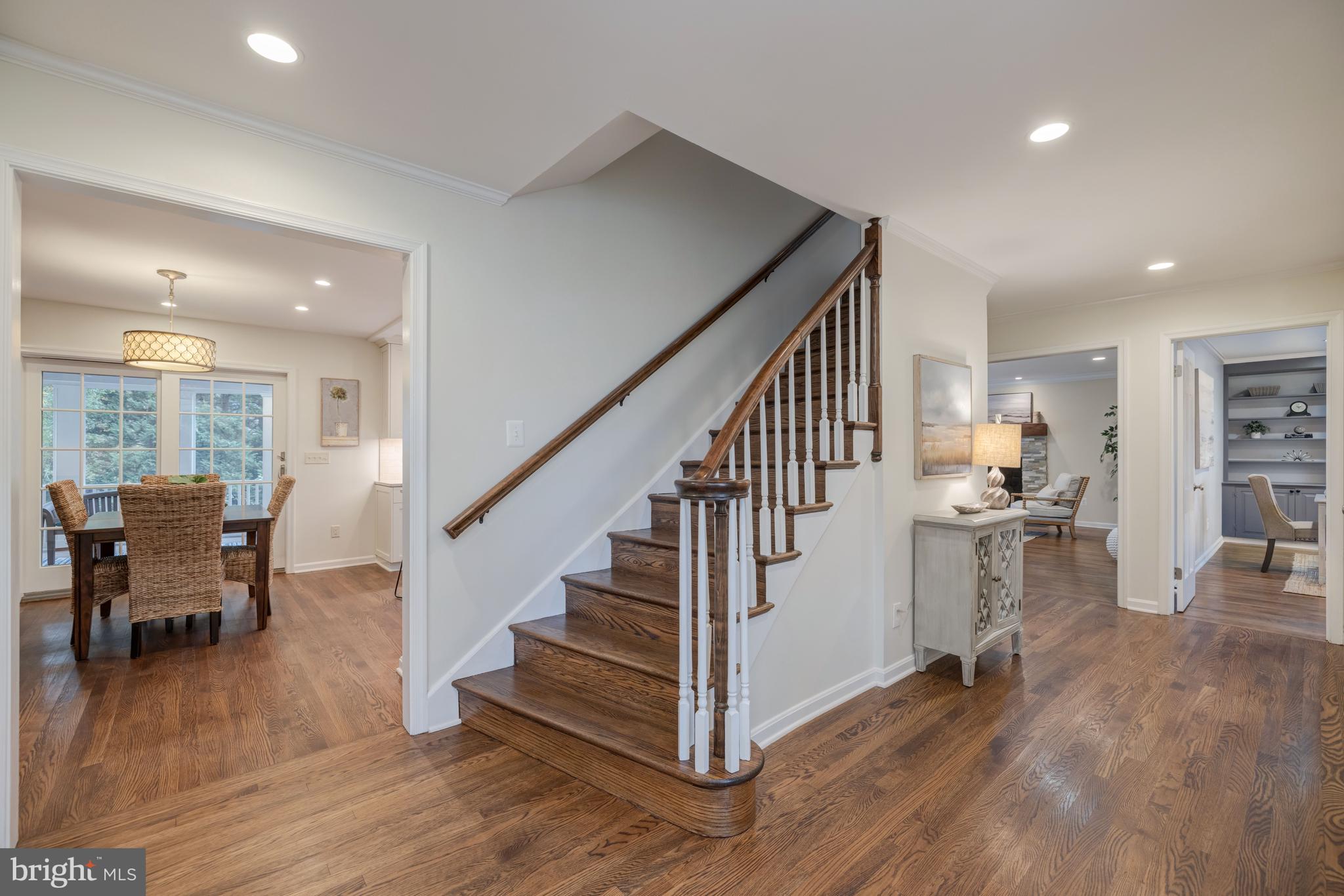 RIVER FALLS - Residential