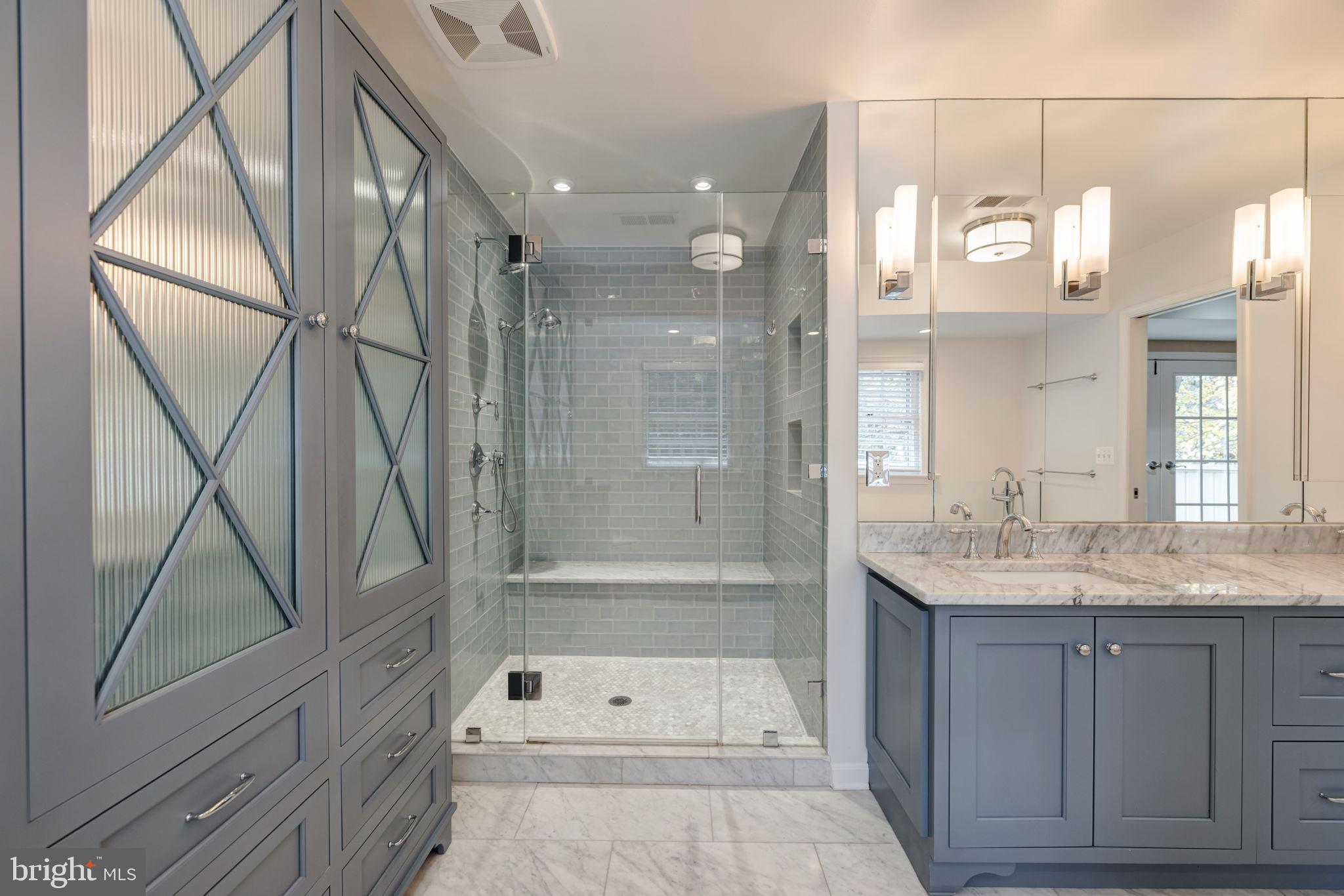 RIVER FALLS - Residential