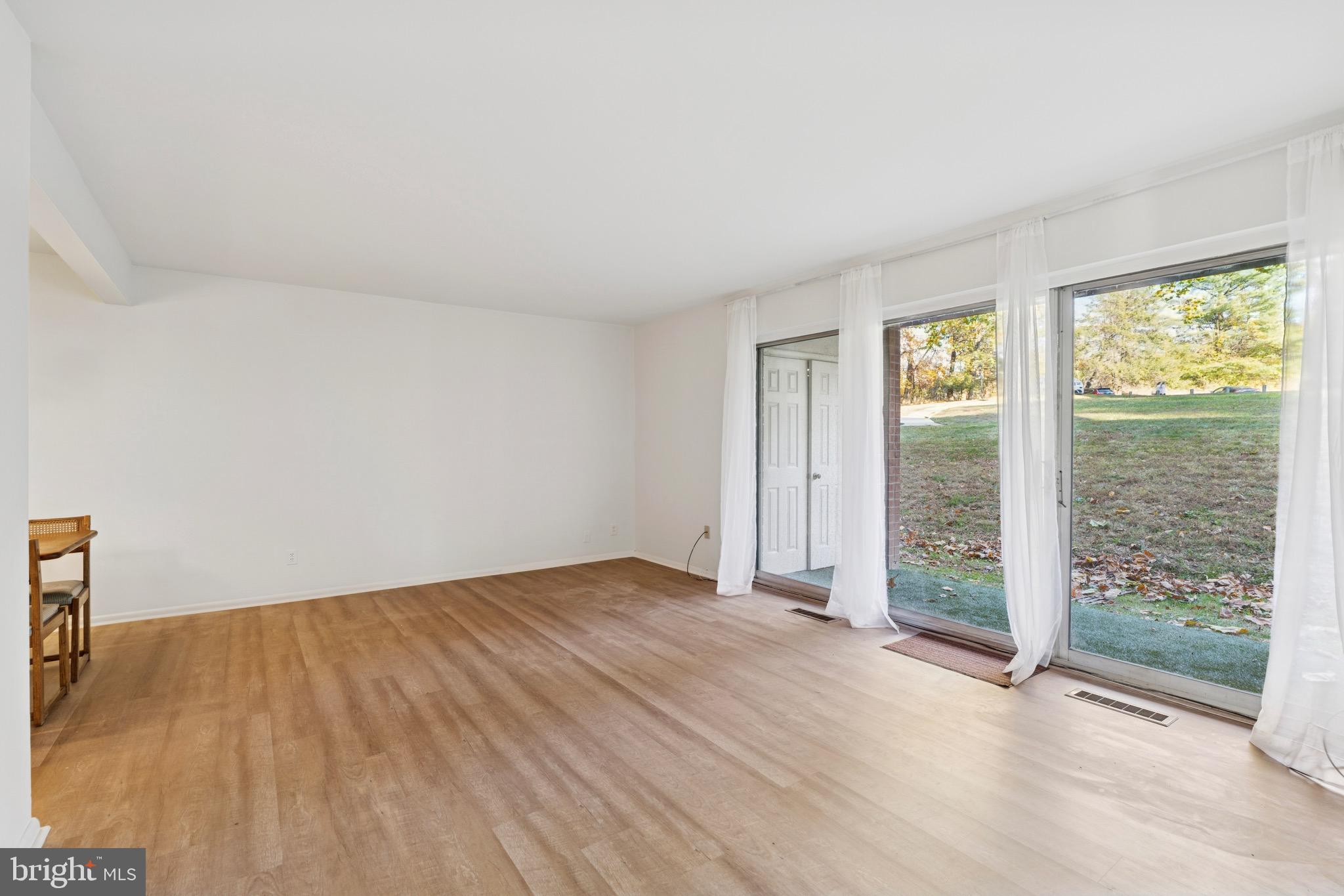 GLENHARDIE - Residential