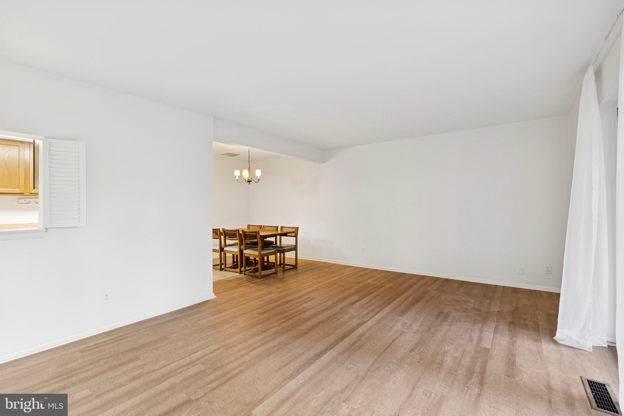 GLENHARDIE - Residential