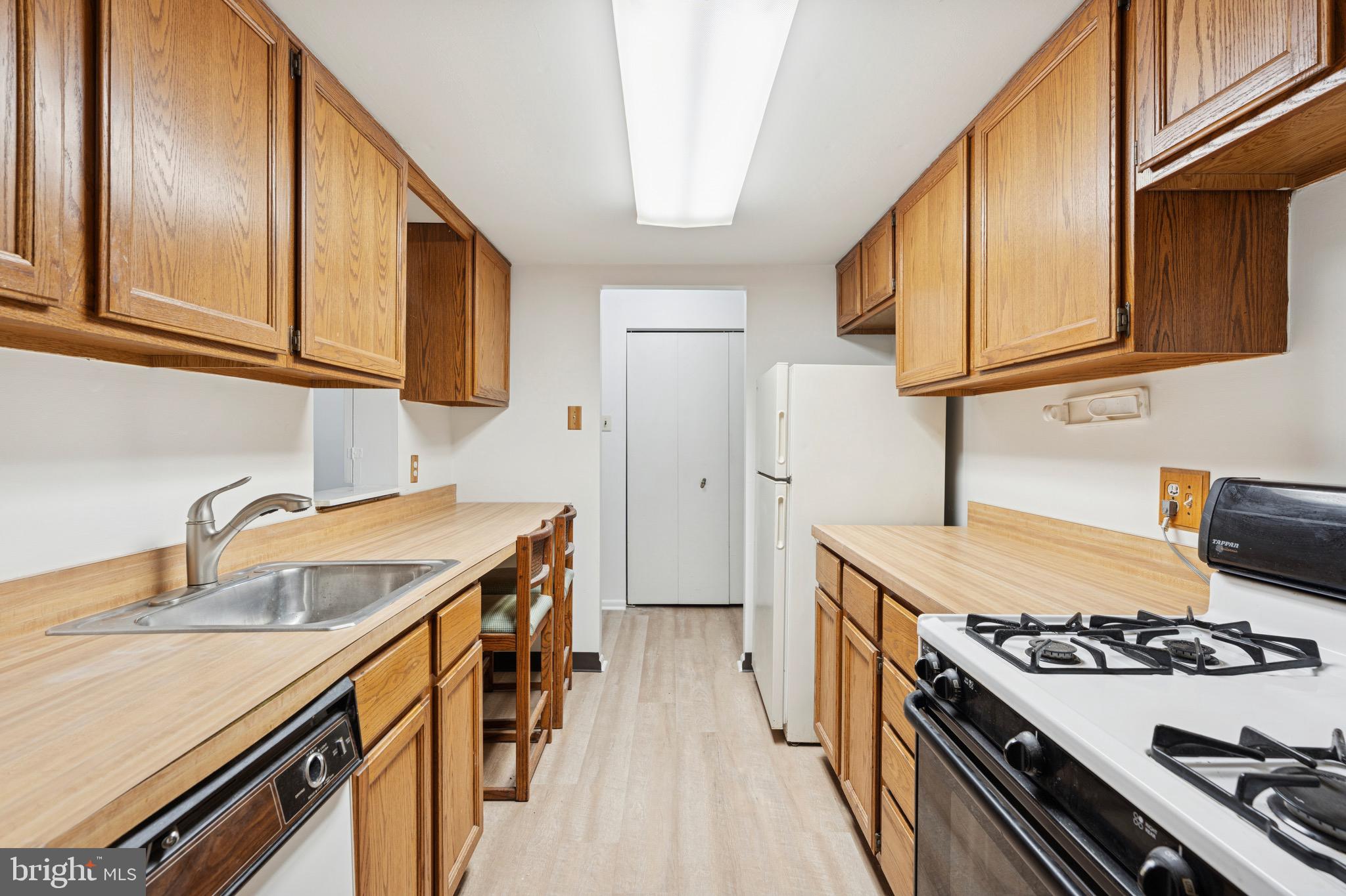 GLENHARDIE - Residential