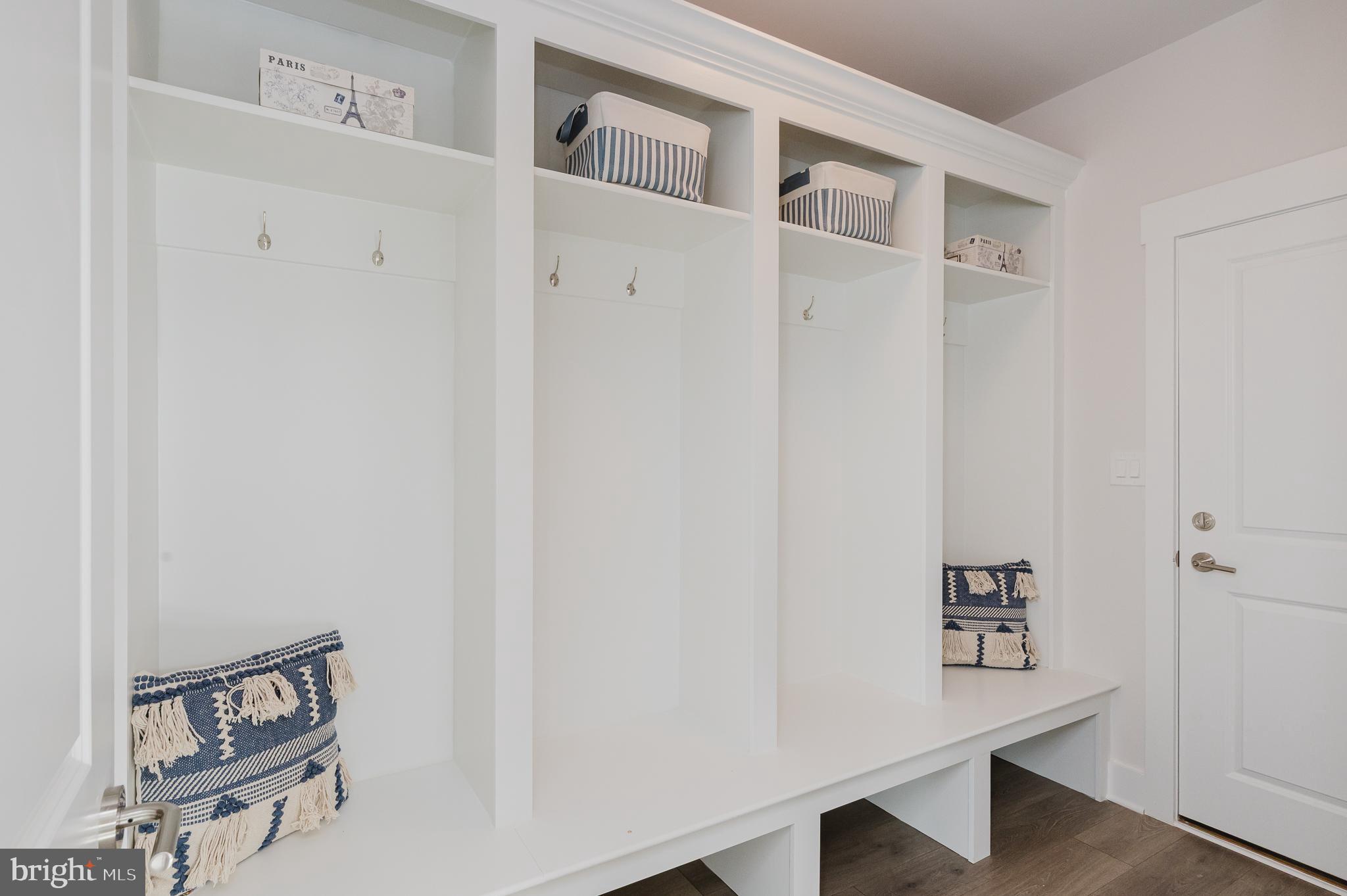 FREELAND - Residential