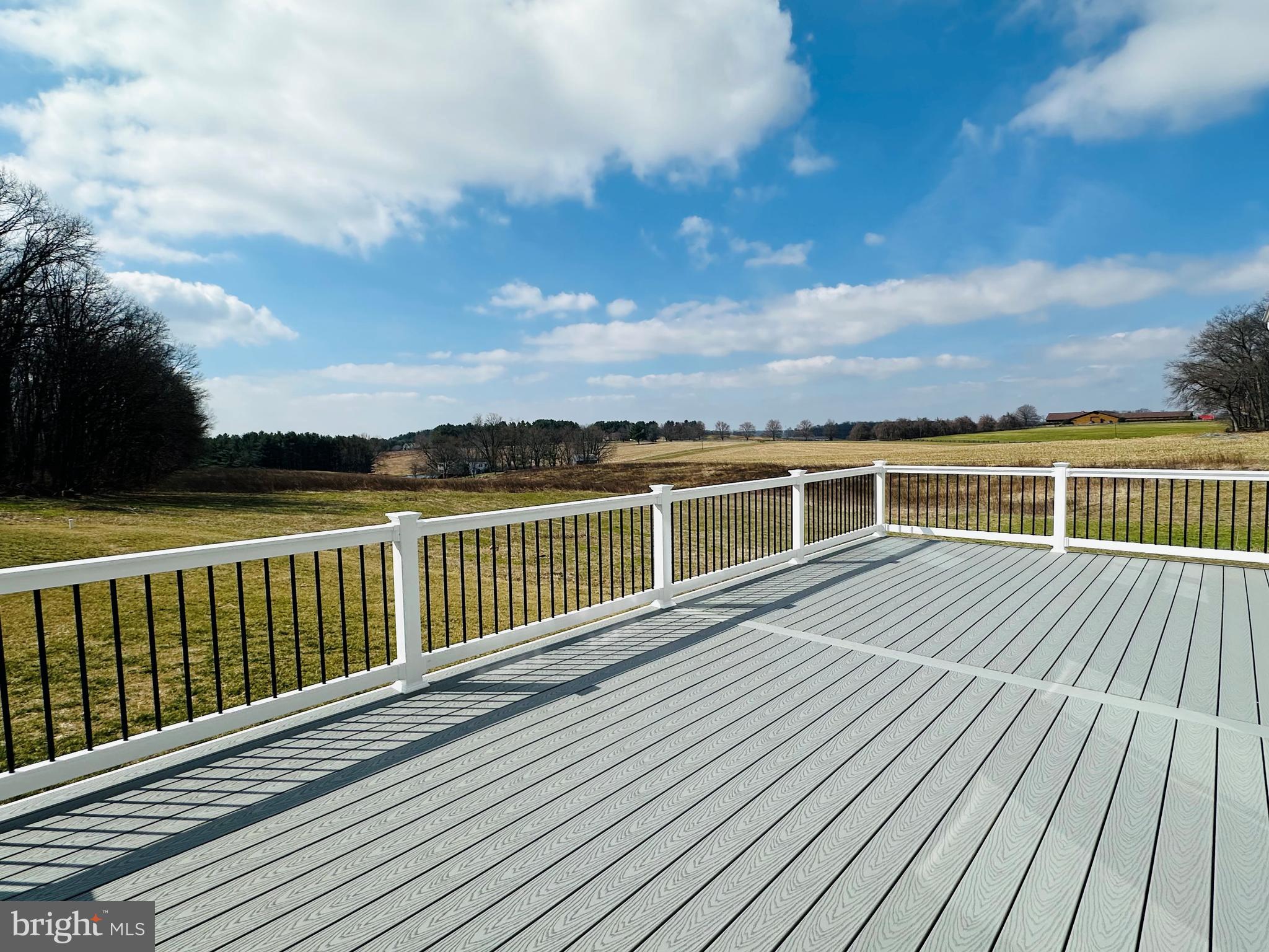 FREELAND - Residential