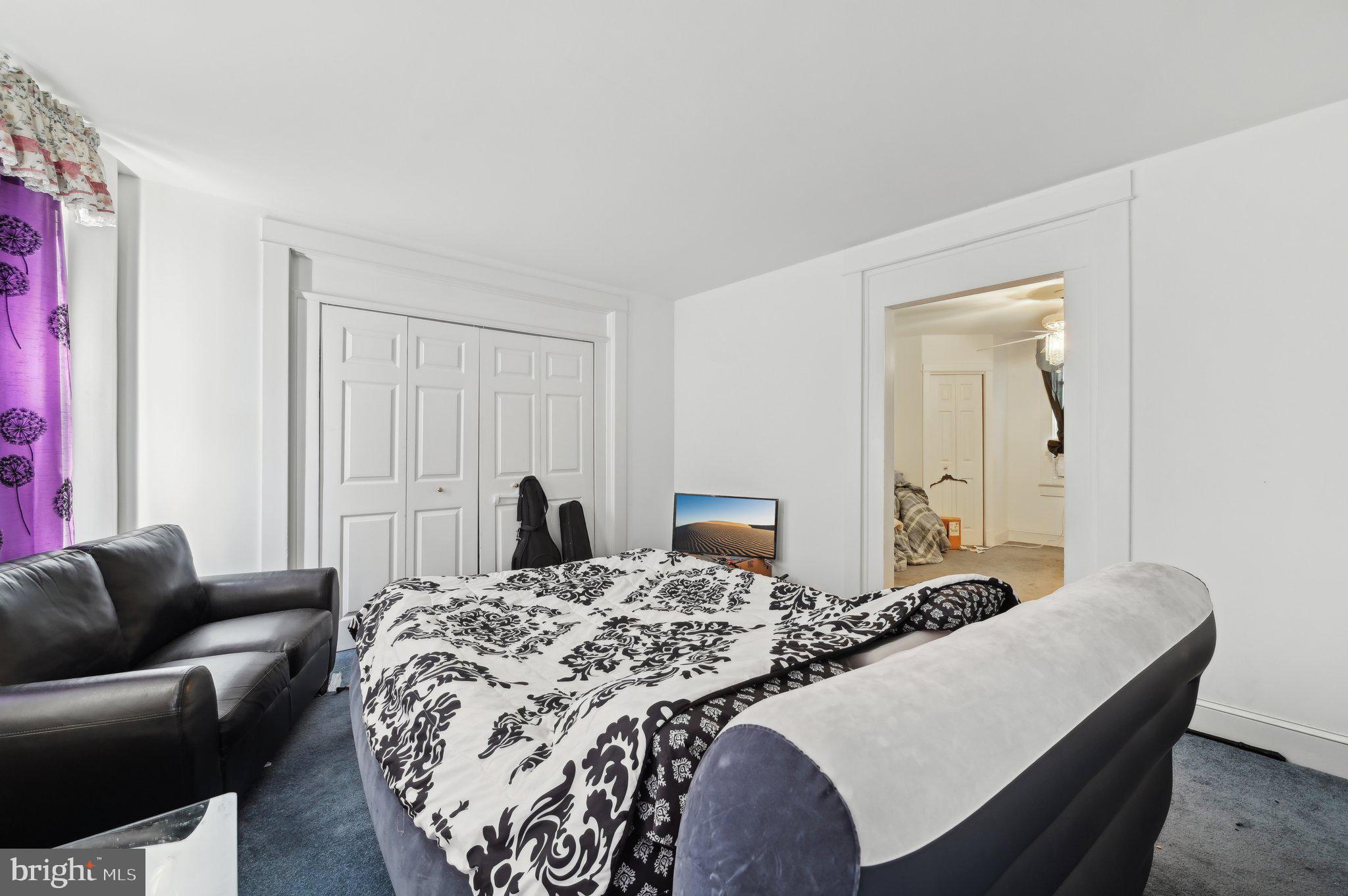 PARKVILLE - Residential