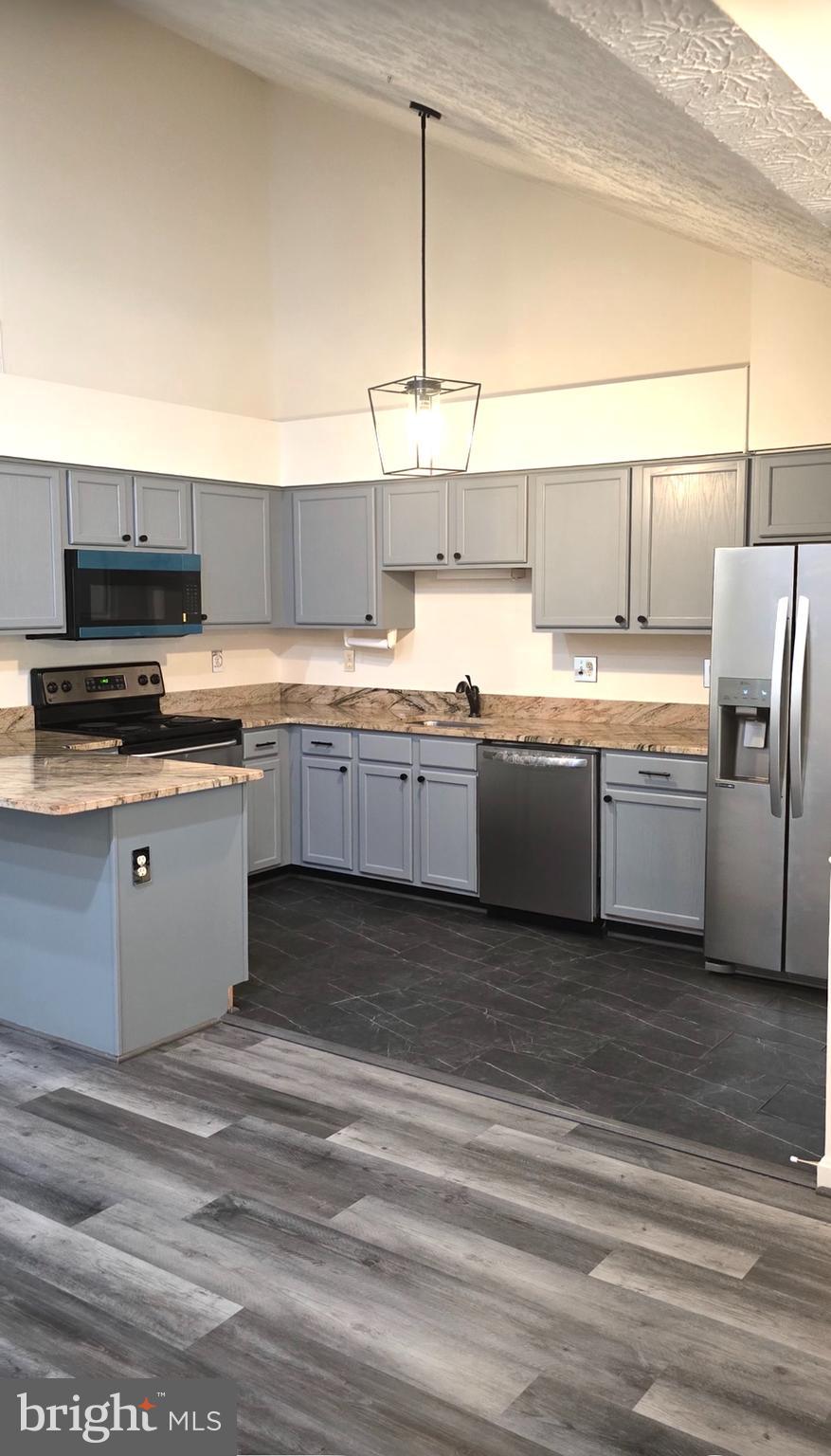 3708 EXCALIBUR COURT 302