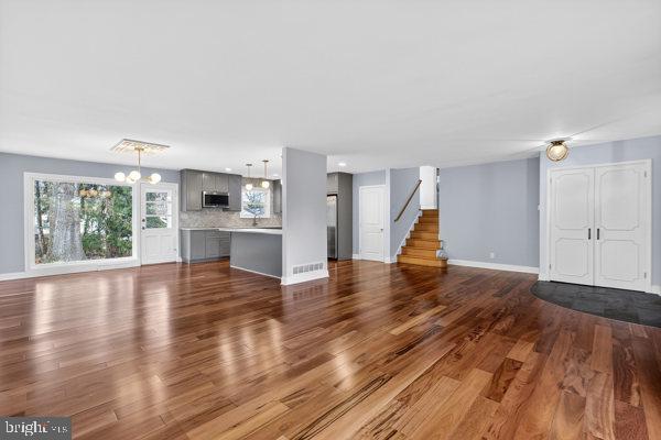 JUNE MEADOWS - Residential