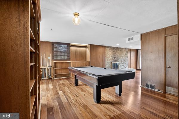 JUNE MEADOWS - Residential