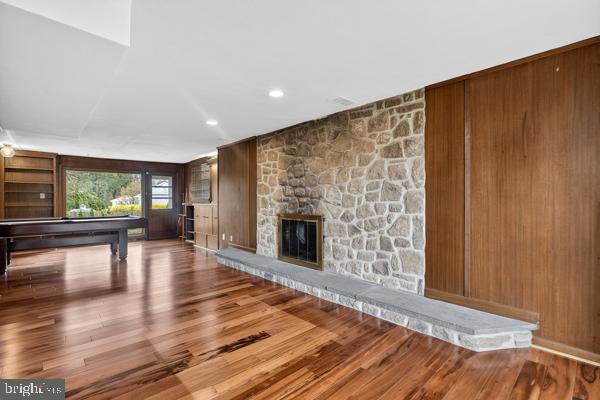 JUNE MEADOWS - Residential