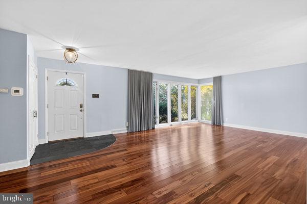 JUNE MEADOWS - Residential