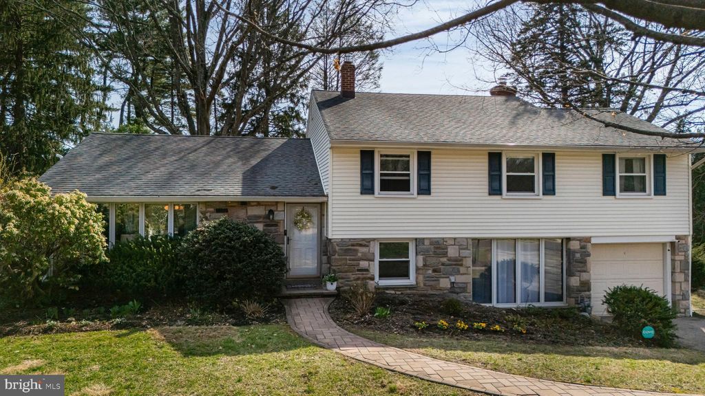 Photo of 634 Linton Road, HUNTINGDON VALLEY, PA 19006 (MLS # PAMC2174188)