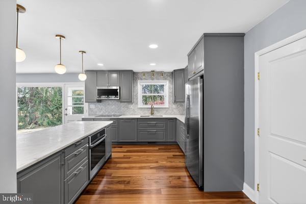 JUNE MEADOWS - Residential