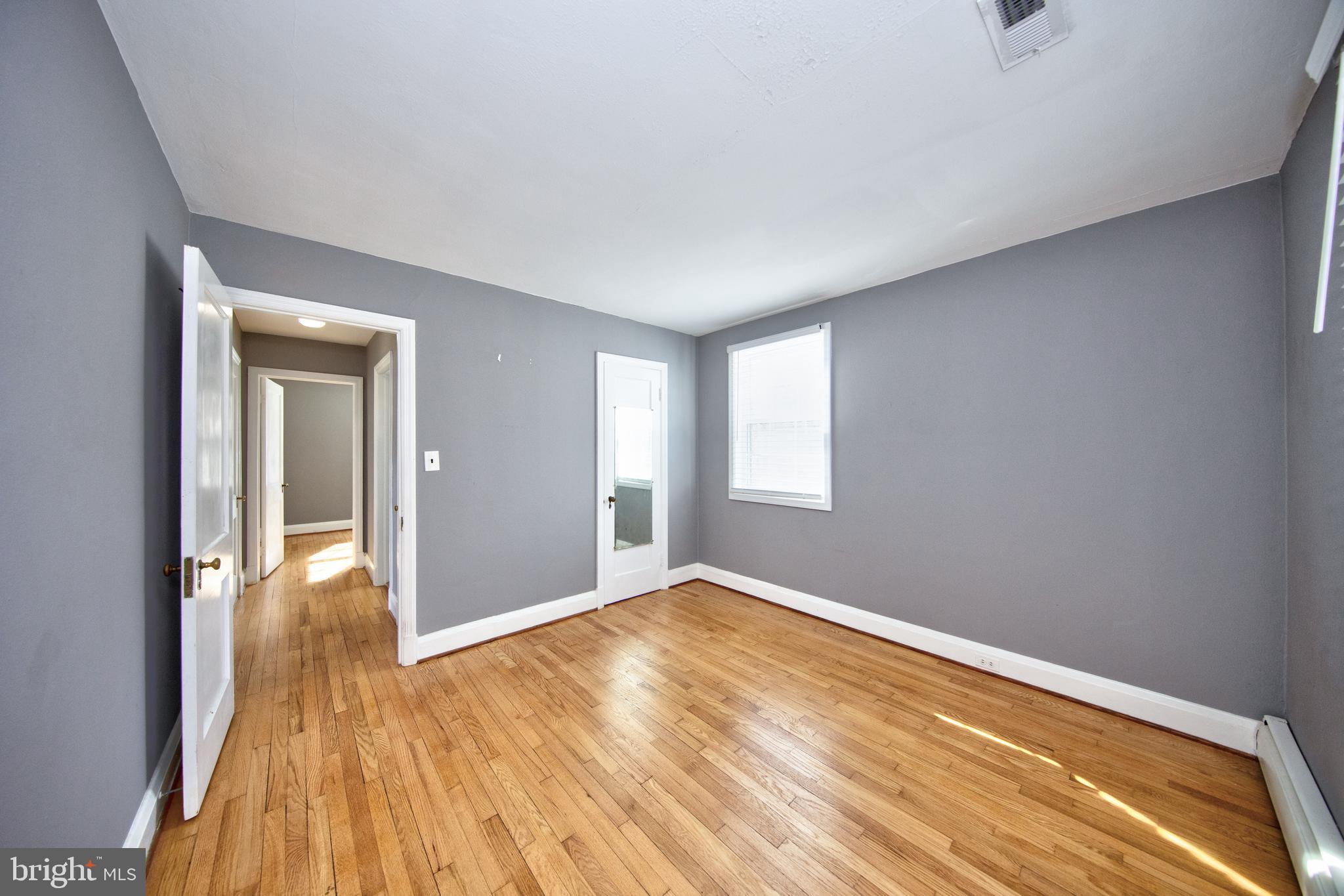 ROCK SPRING PARK - Residential