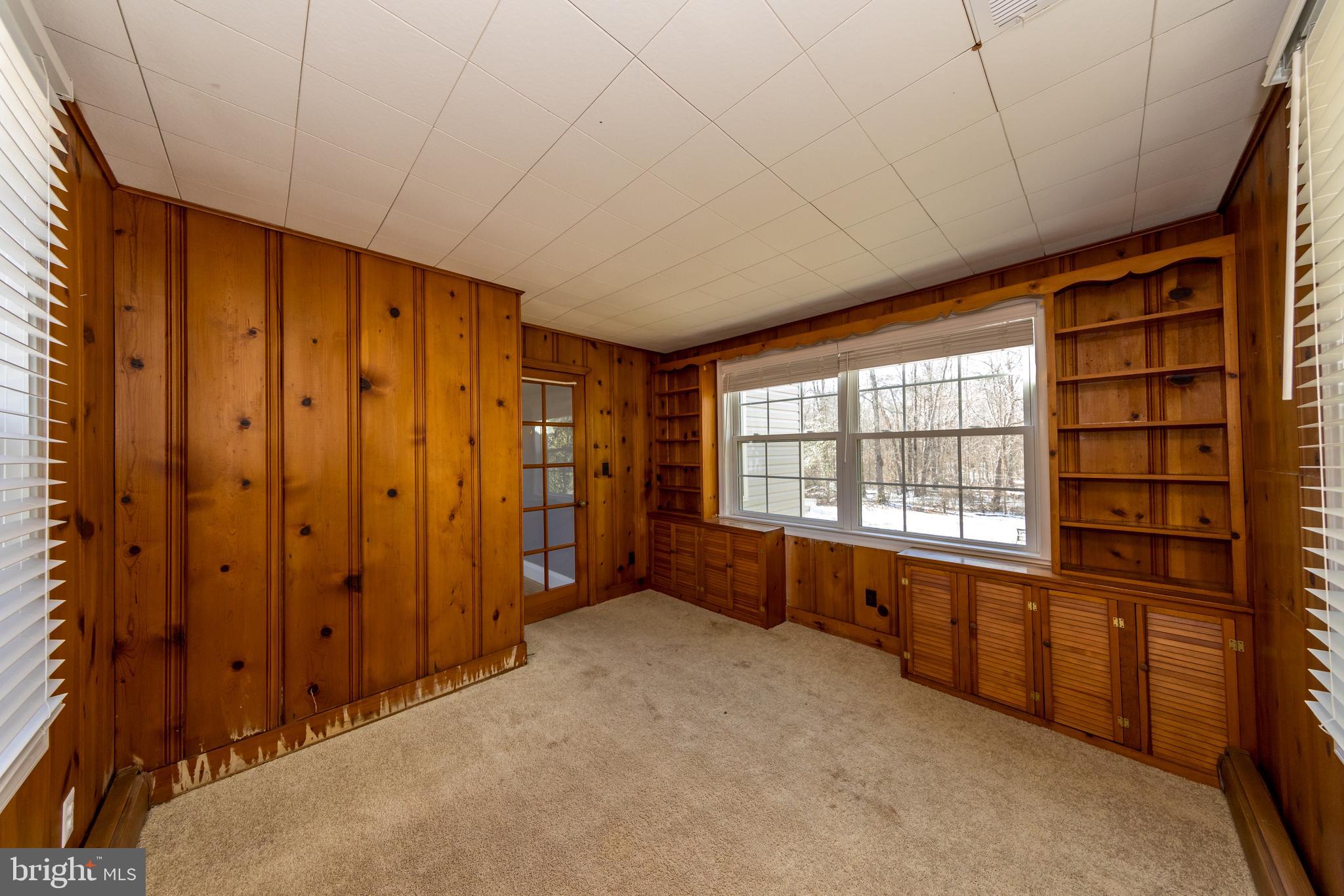 ROCK SPRING PARK - Residential