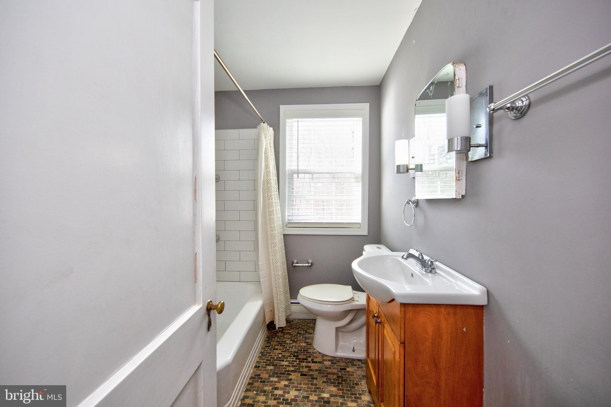 ROCK SPRING PARK - Residential