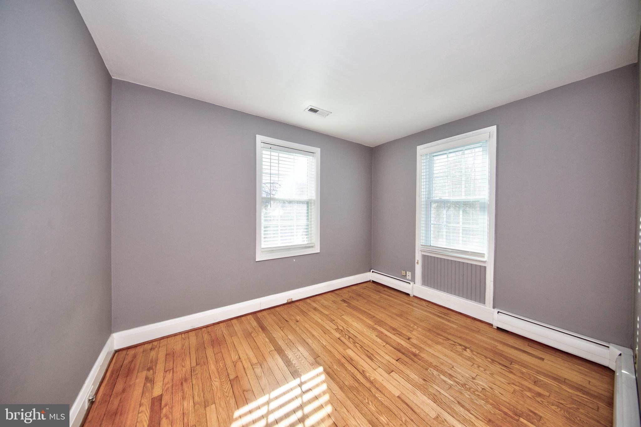 ROCK SPRING PARK - Residential