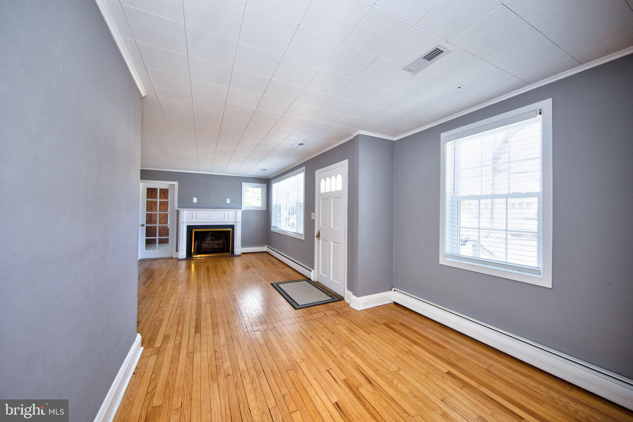 ROCK SPRING PARK - Residential