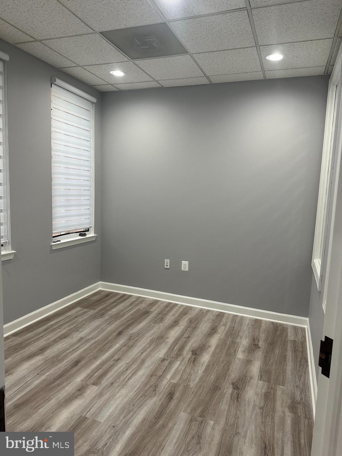 7006 LITTLE RIVER TURNPIKE 3D