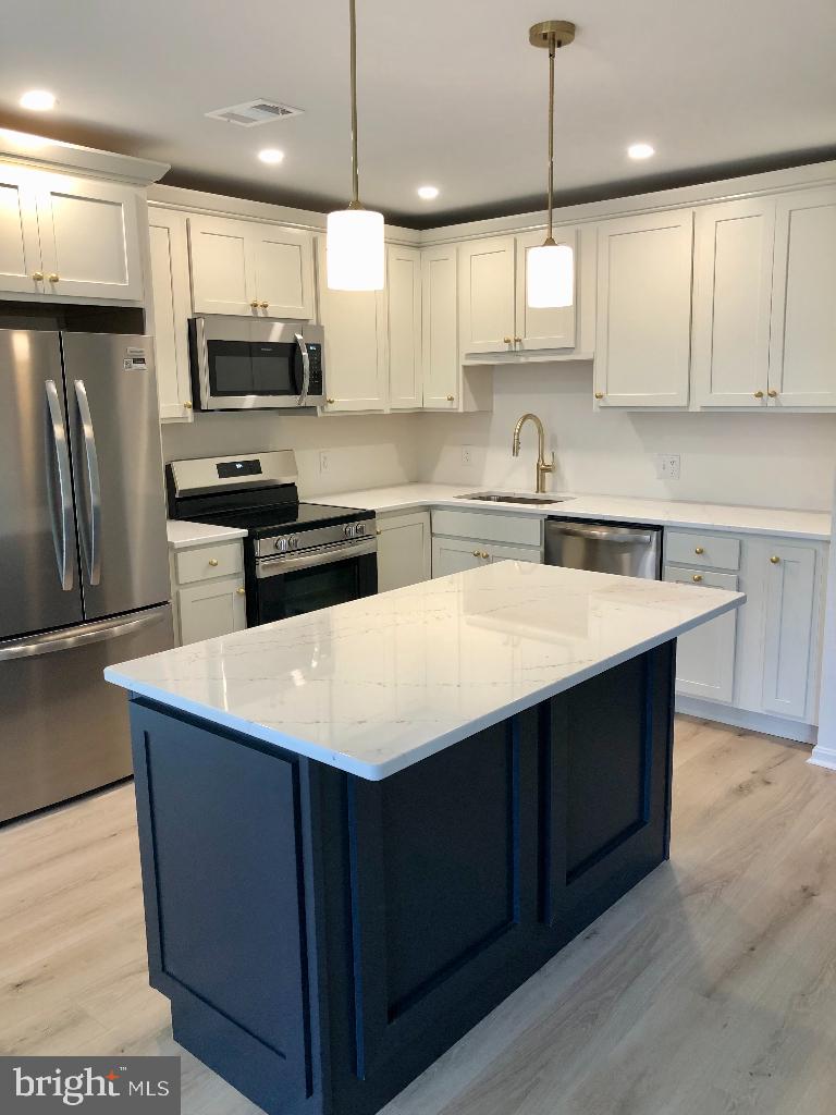 HERITAGE HARBOUR - Residential