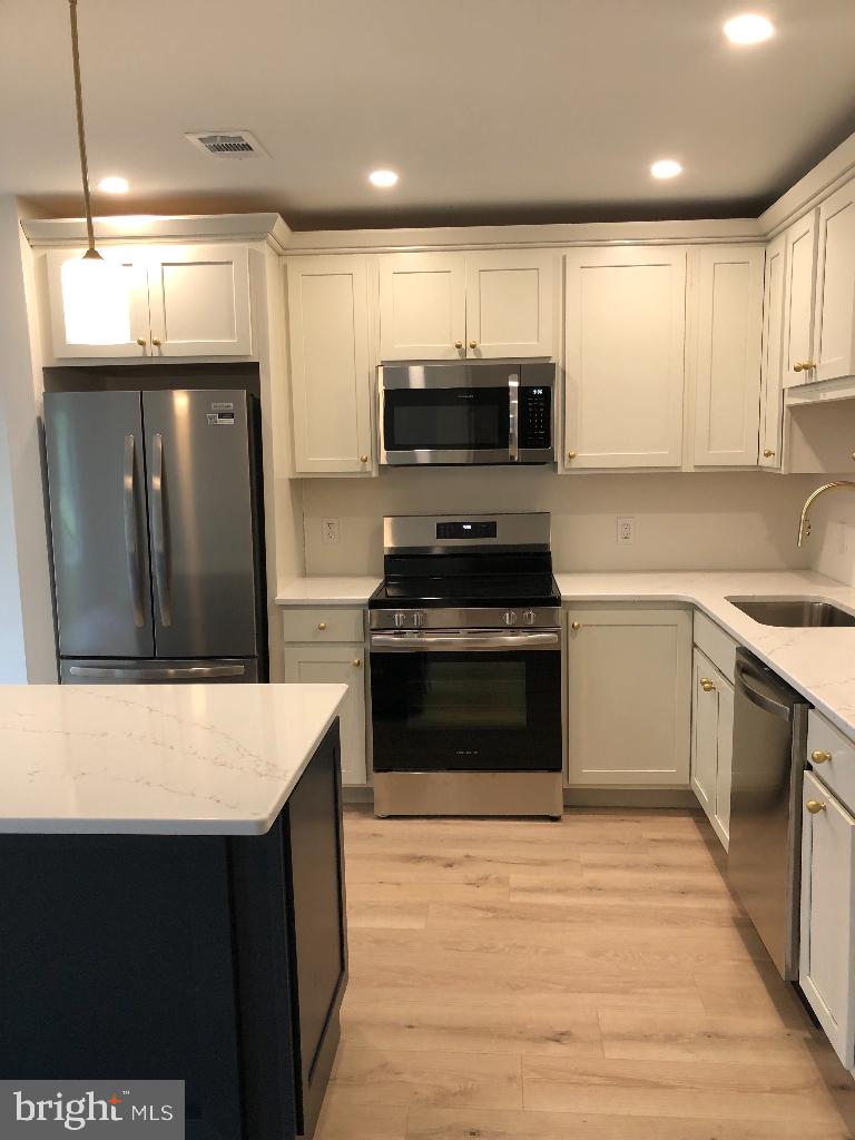 HERITAGE HARBOUR - Residential