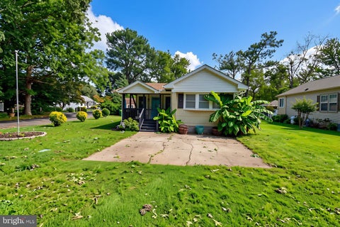 Mobile Home For Sale - 36325 E Estate Drive<br/> REHOBOTH BEACH, DE 19971