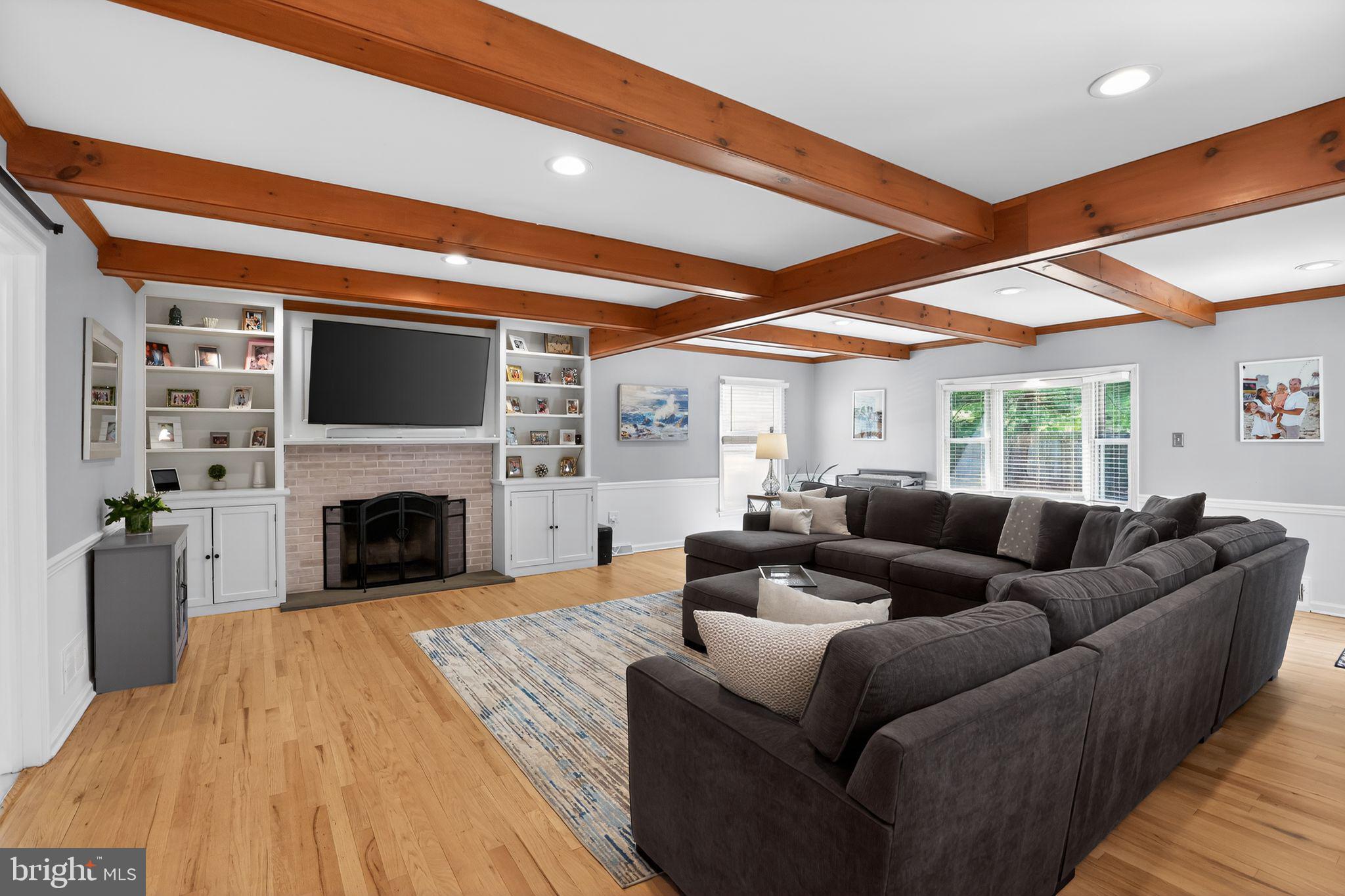 BLUE BELL ESTATES - Residential