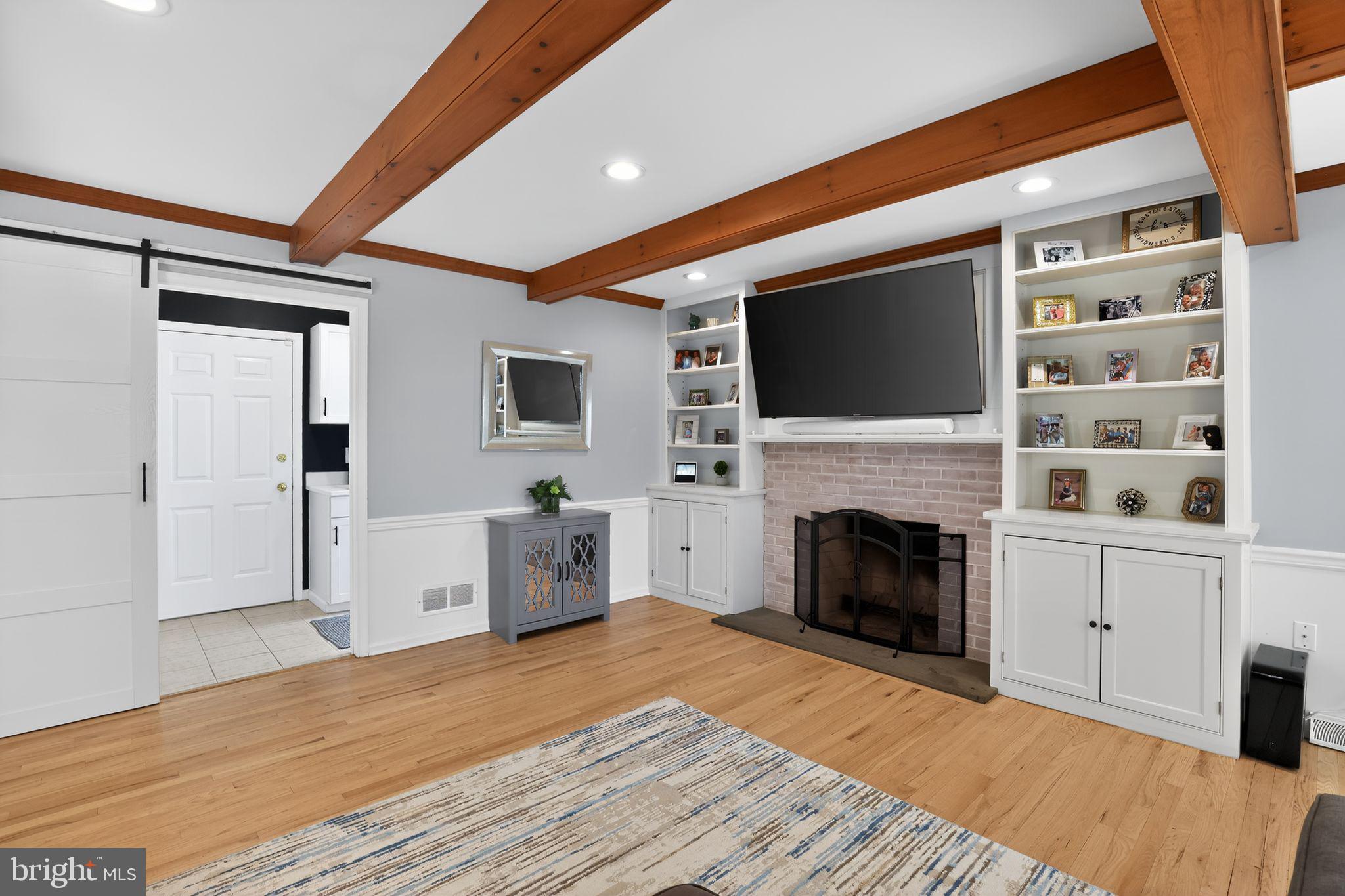 BLUE BELL ESTATES - Residential