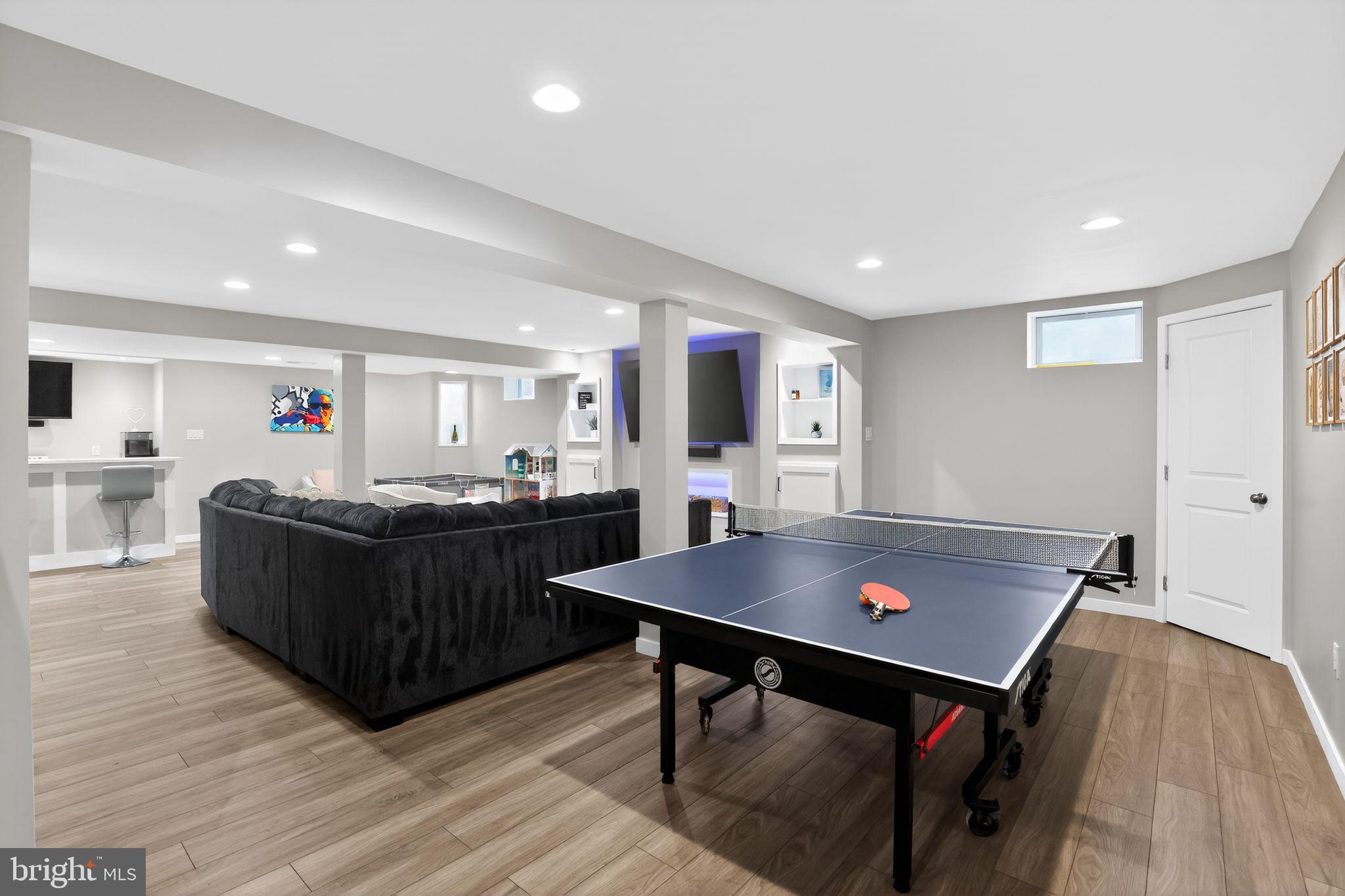 BLUE BELL ESTATES - Residential