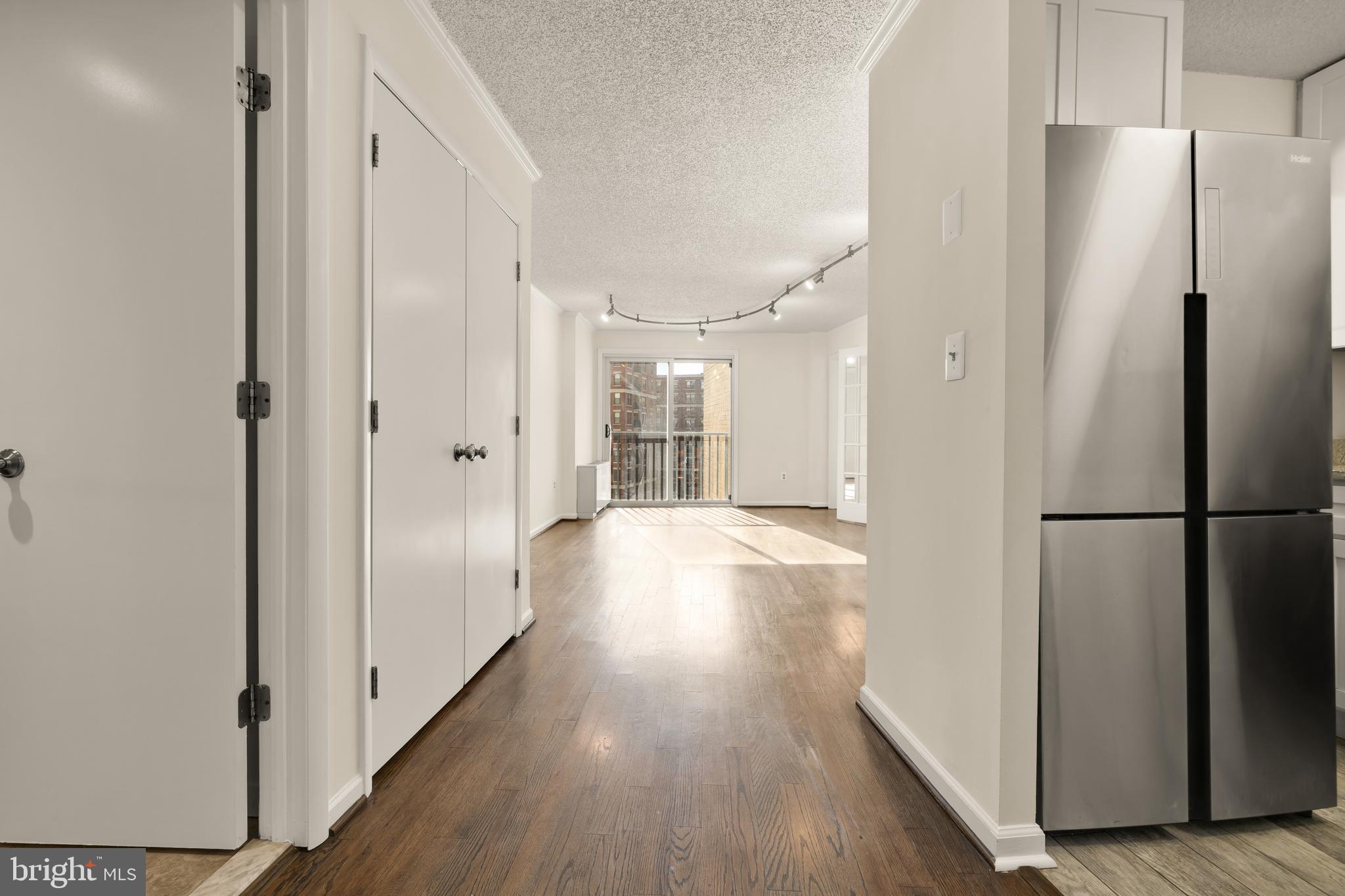 1239 VERMONT AVENUE NW 608