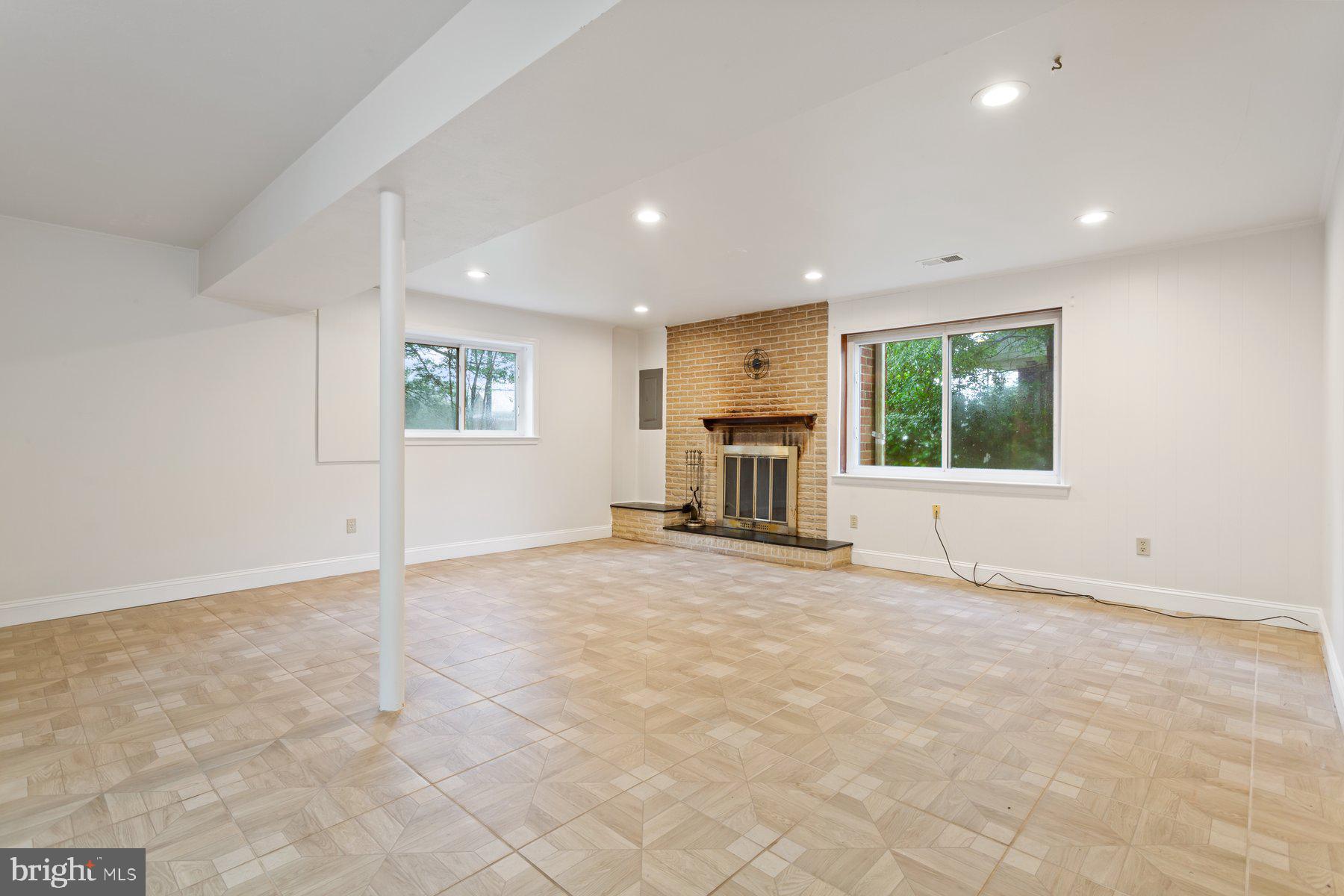 CONNECTICUT AVENUE ESTATES - Residential